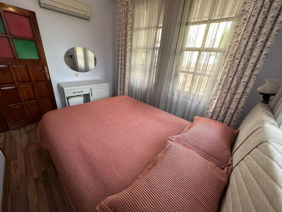 Sultan Suite, Entrance Floor