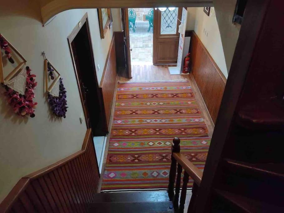 Sultan Suite, Entrance Floor
