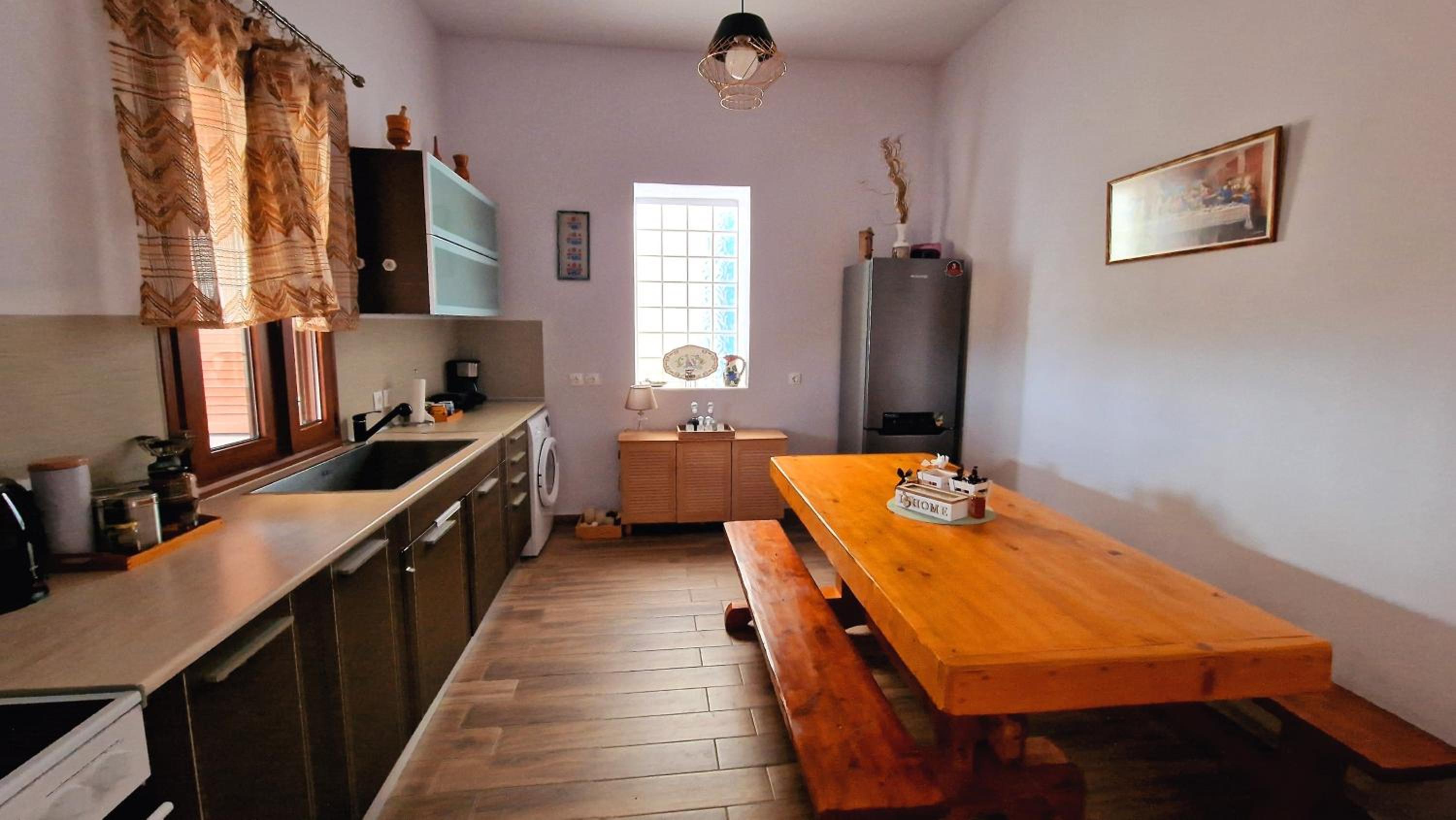 Seva Monolithos house