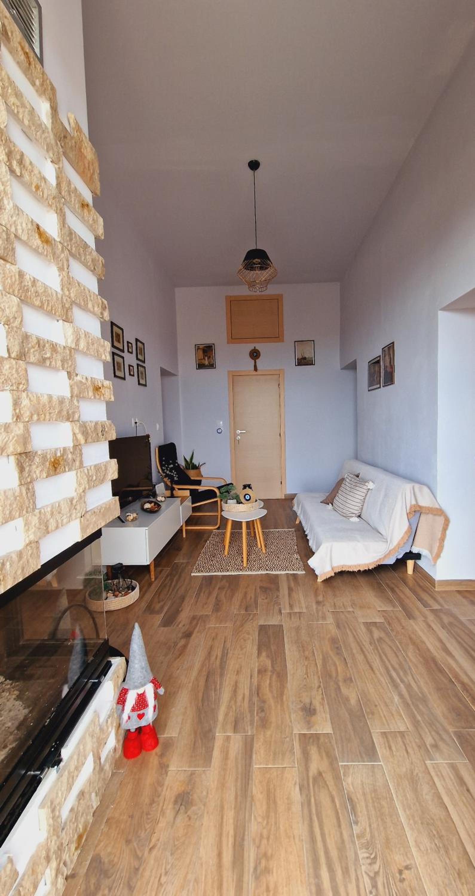 Seva Monolithos house