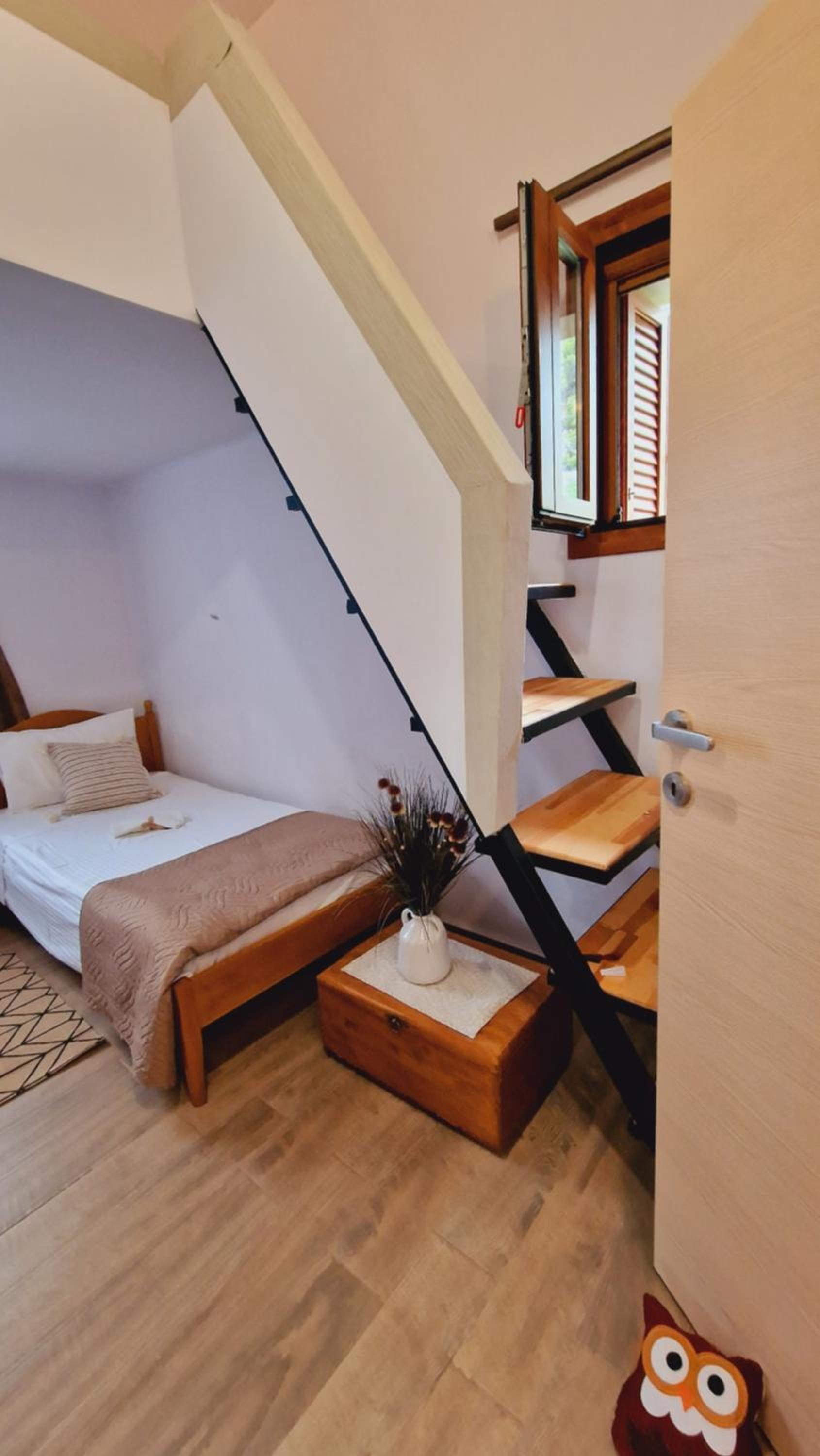Seva Monolithos house