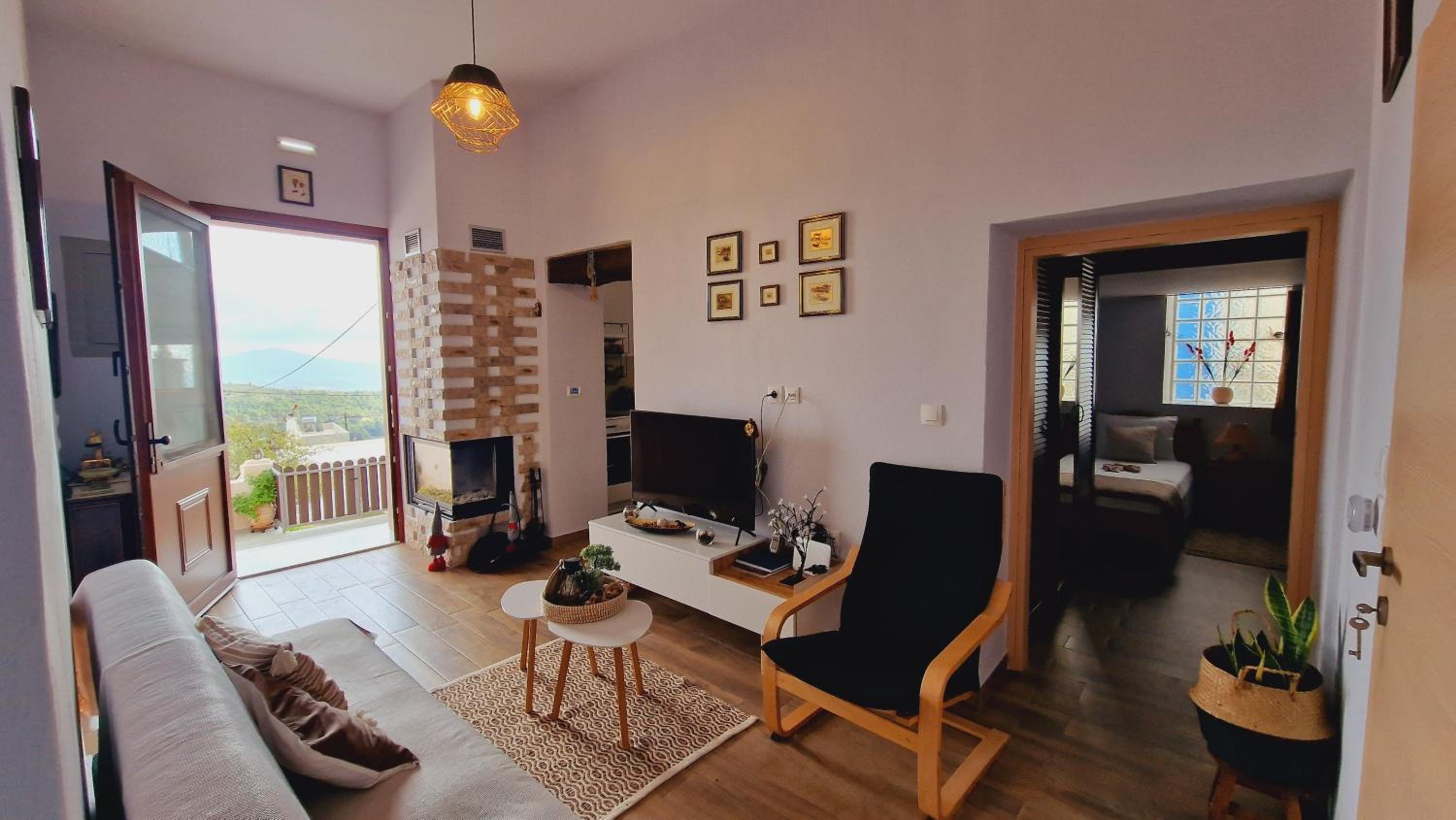 Seva Monolithos house