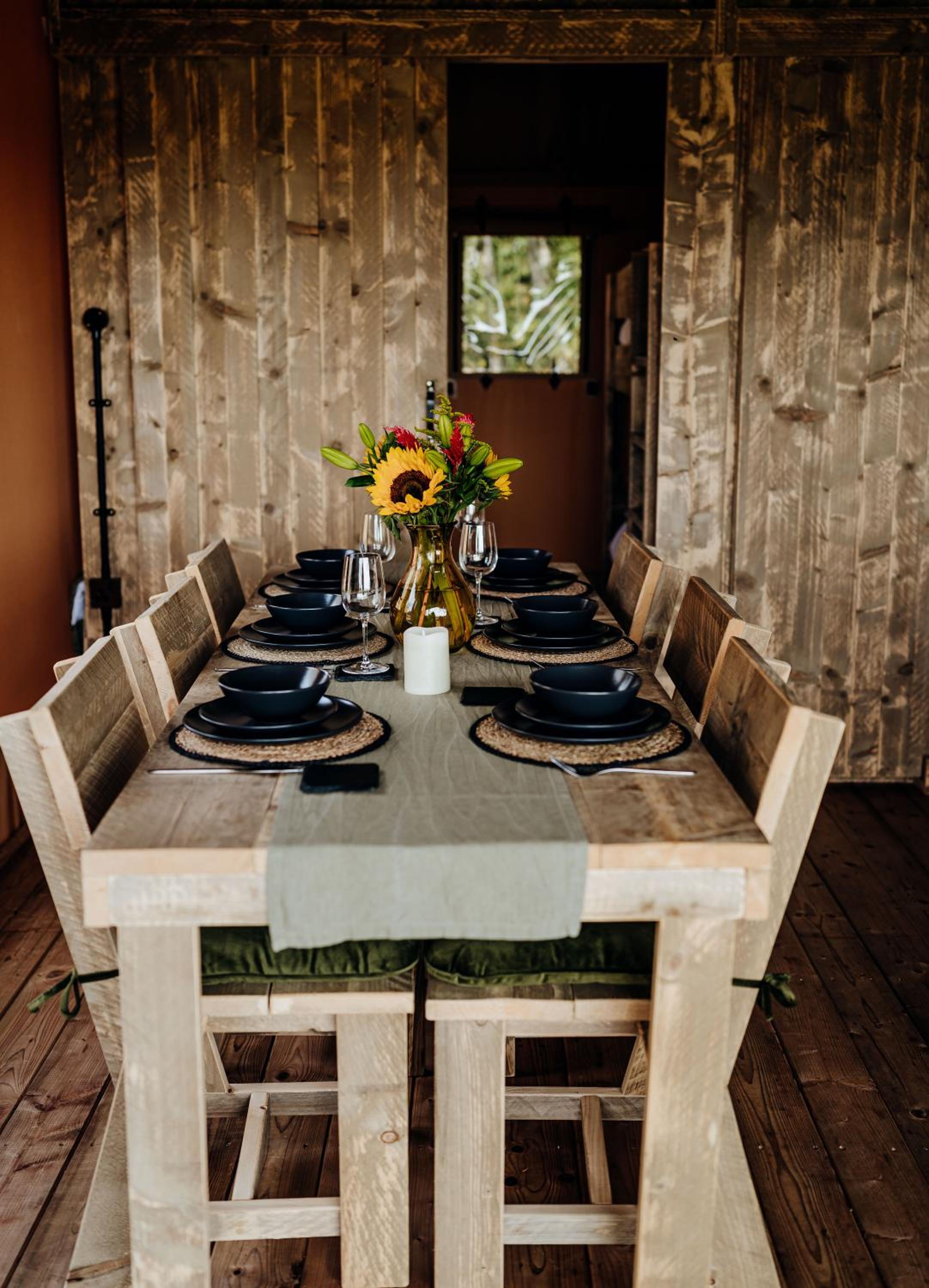 dining