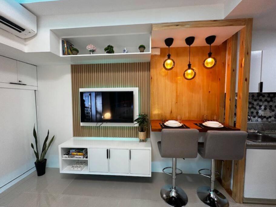 Tinch at Inspiria Condominium Davao City Unit 1527 view 4