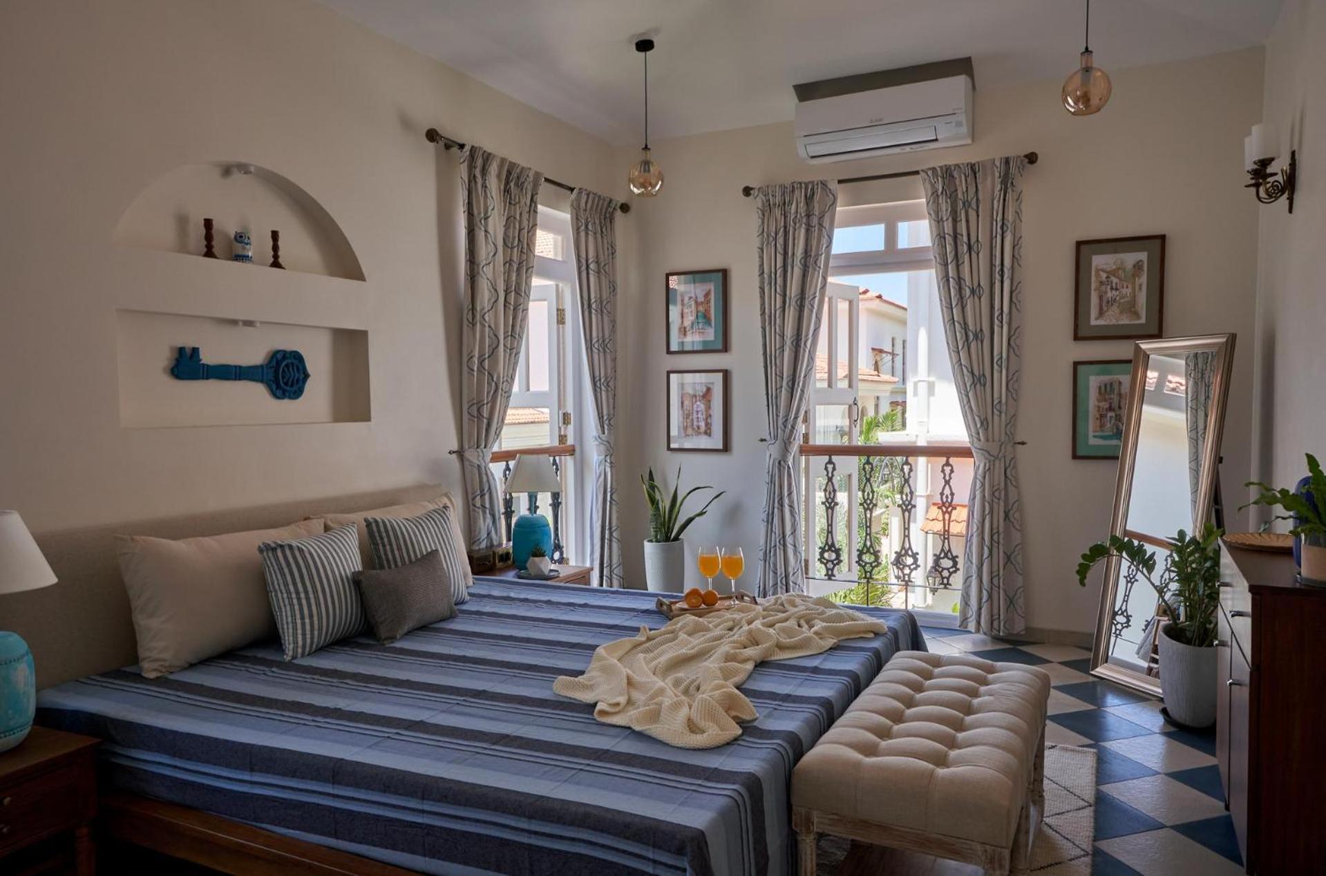 LohonoStays Villa Aurelia E view 5