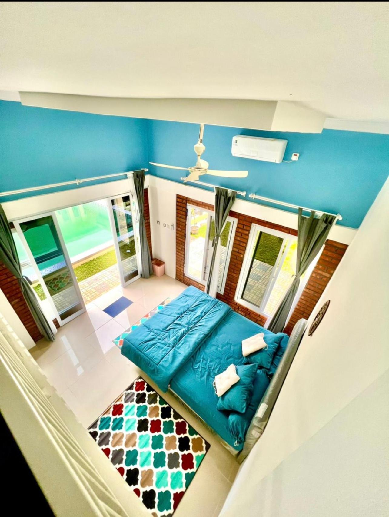 Villa Boca Sentul Bogor Private pool 4-Bedrooms view 3