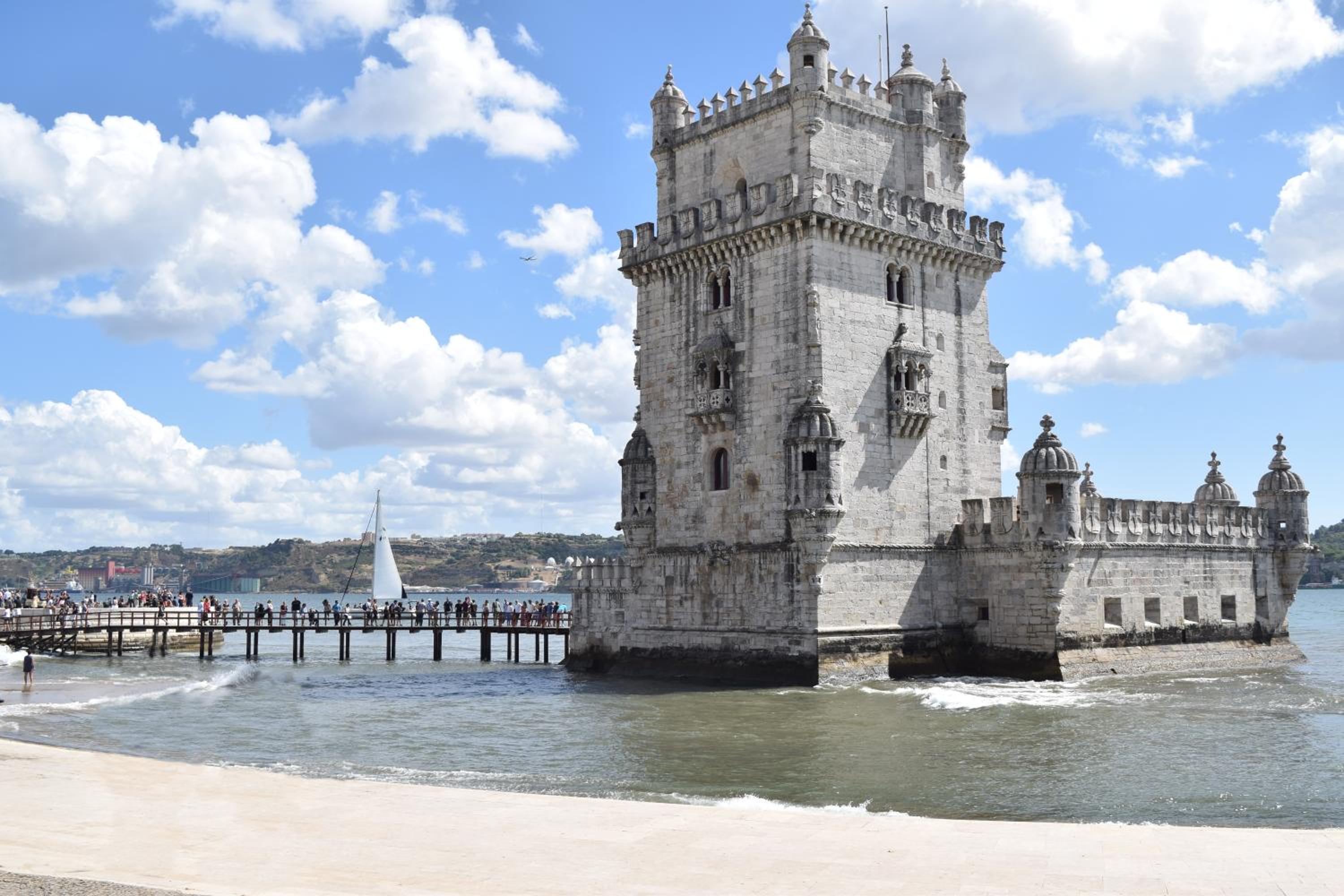 Go Native Lisbon - VIP CITY view 5