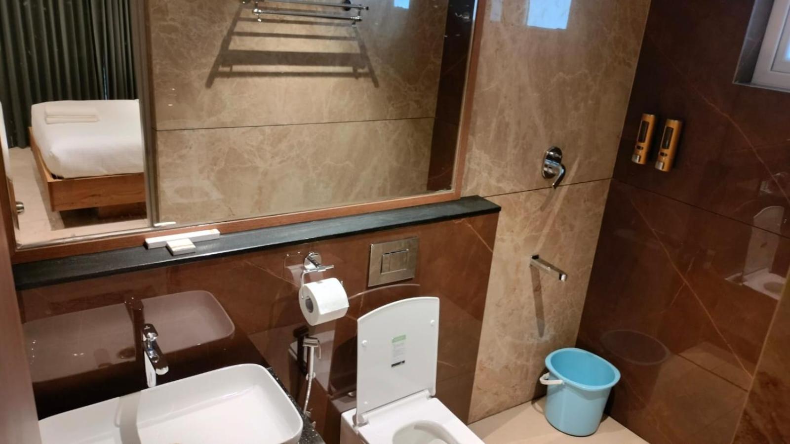 Livi Suites Serviced Apartments