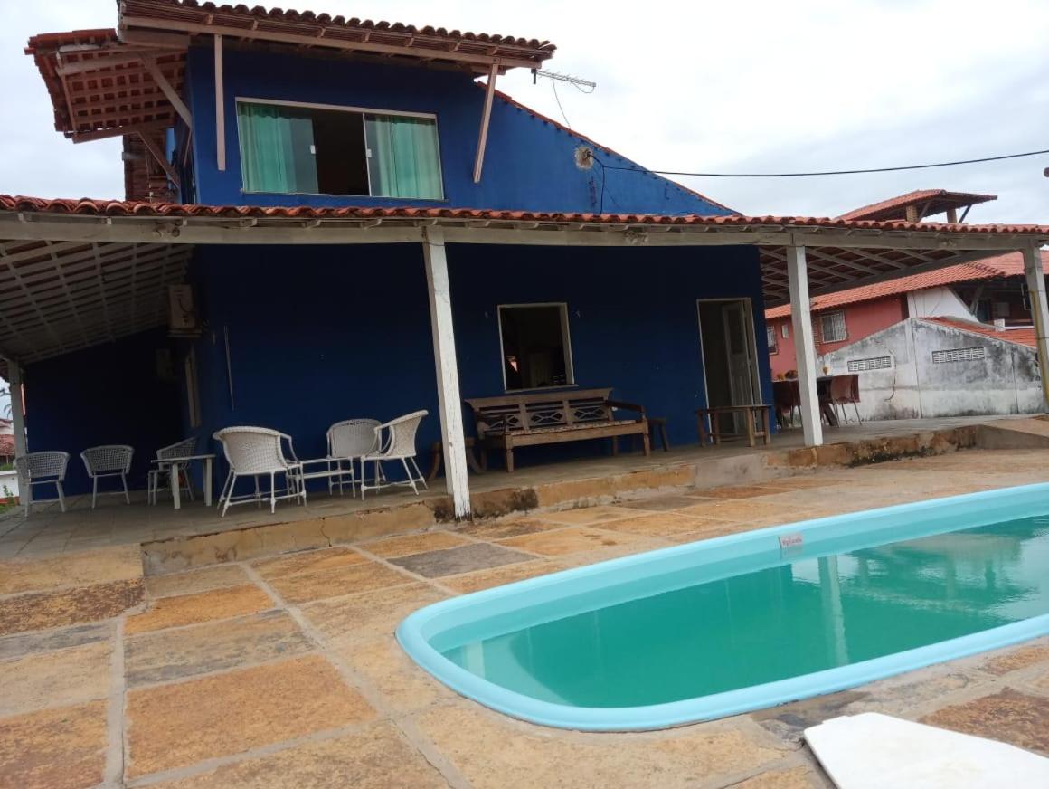Casa com 5 quartos e piscina no Coqueiro