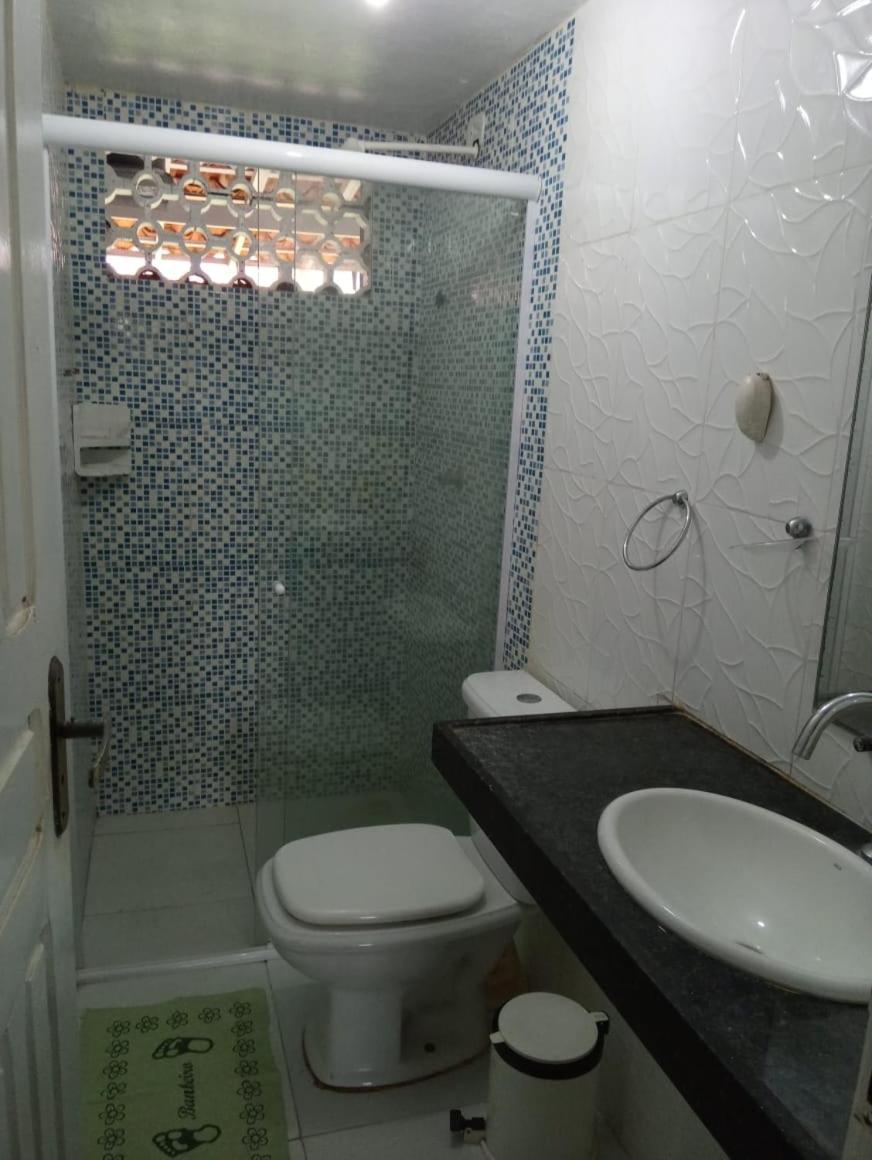 Casa com 5 quartos e piscina no Coqueiro