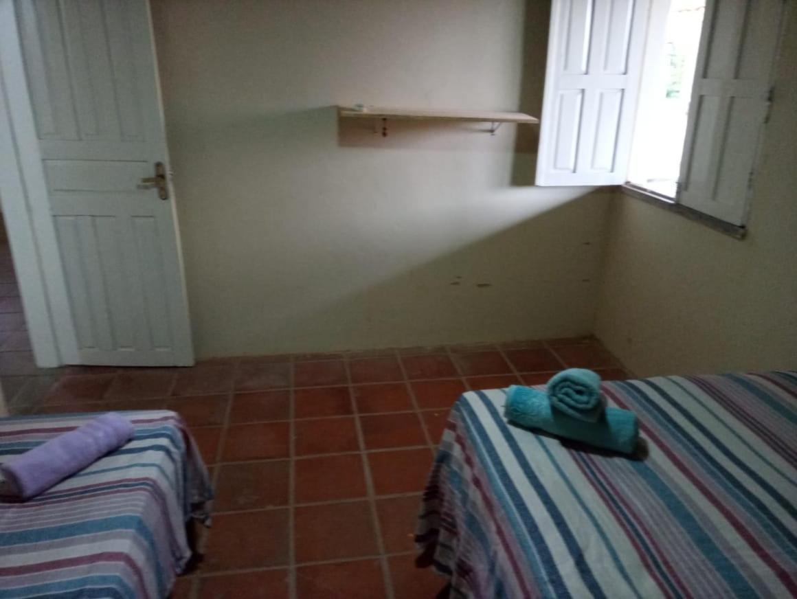 Casa com 5 quartos e piscina no Coqueiro
