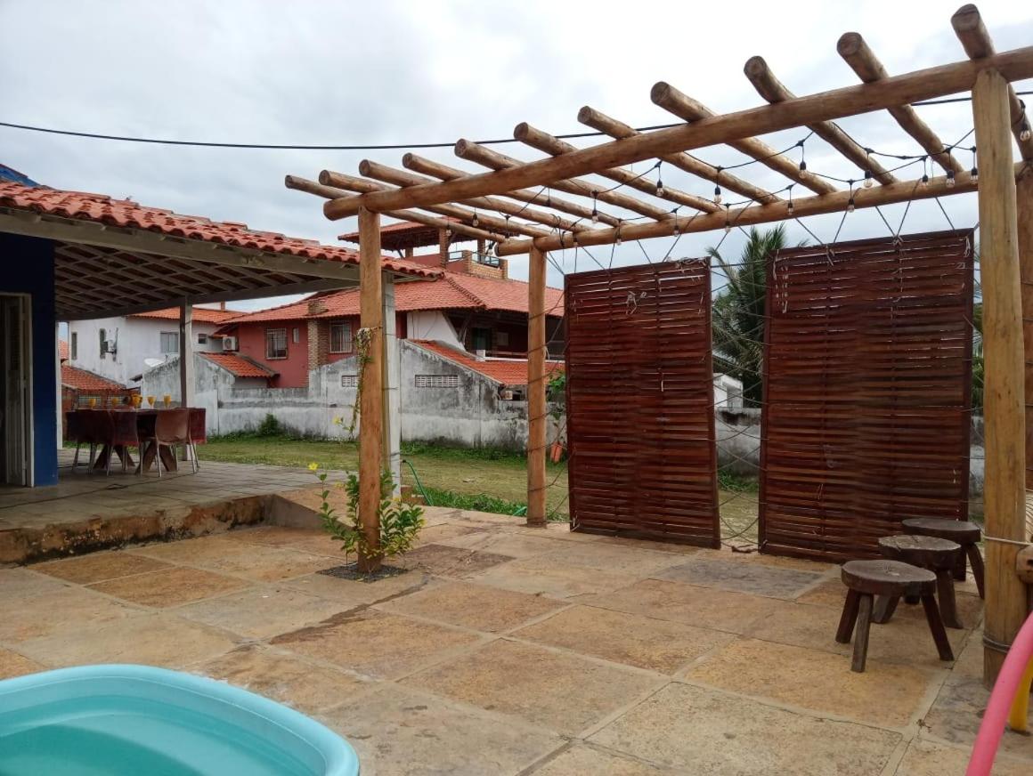 Casa com 5 quartos e piscina no Coqueiro