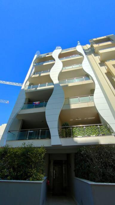 Aqua Marine Apt.6 - Entire Unit photo 2