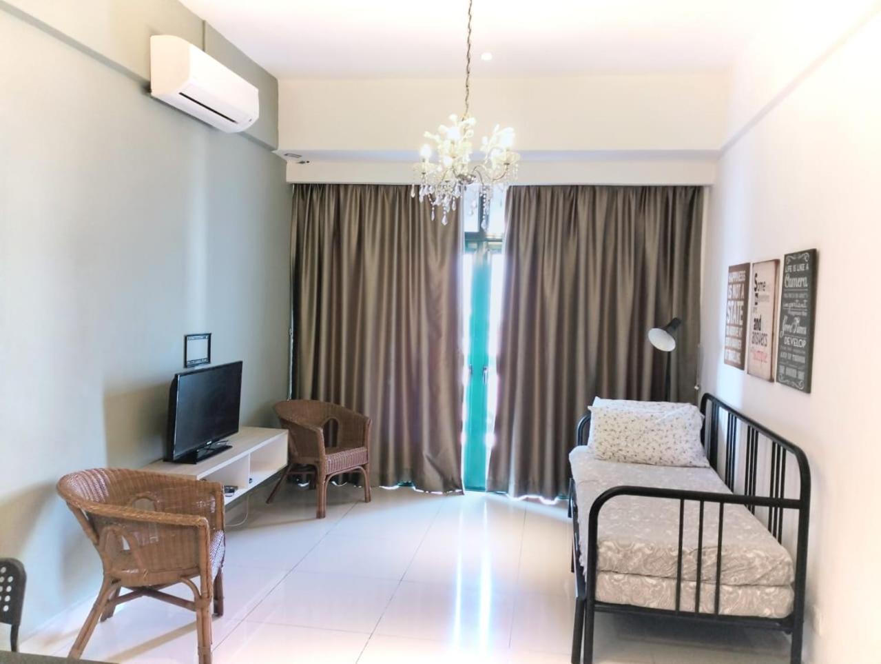 Homestay Melaka at Mahkota Hotel - unit 3093, 2092 - FREE Wifi & Parking photo 2