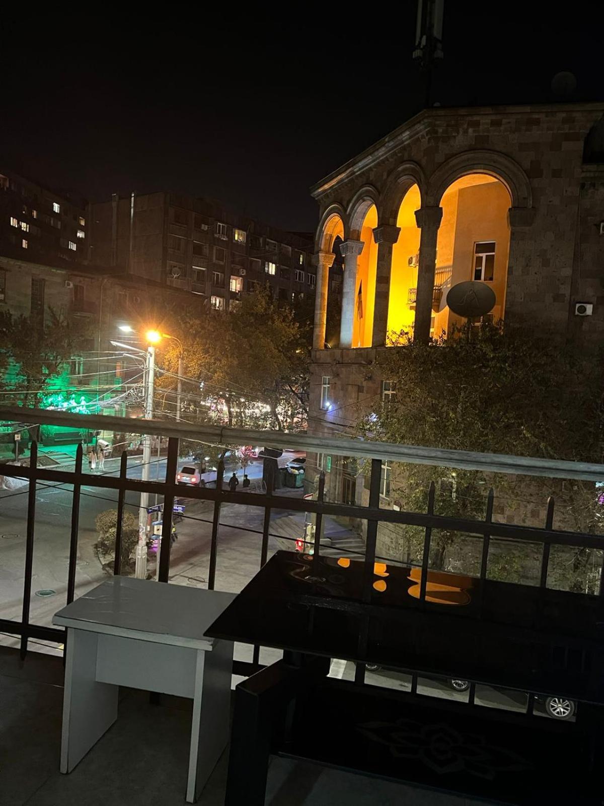 Spacious apartment on Tumanyan street 41 near the Opera building