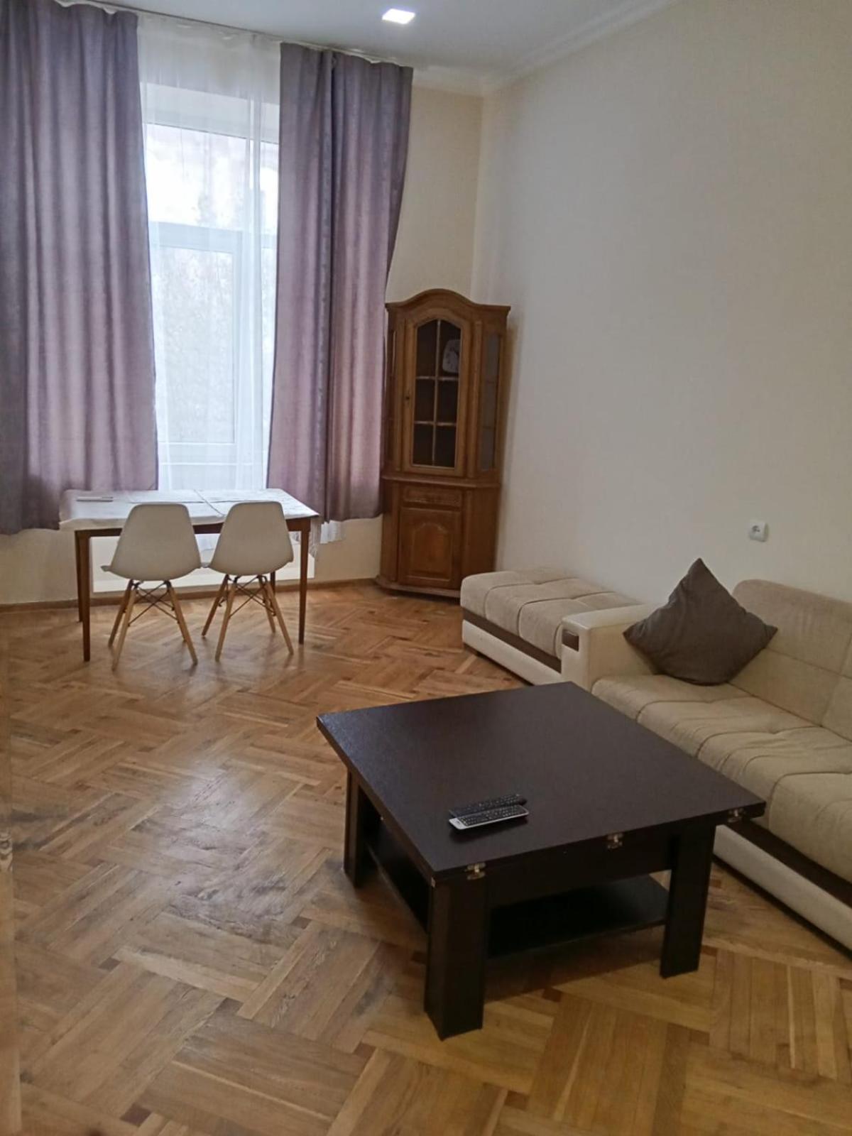 Spacious apartment on Tumanyan street 41 near the Opera building