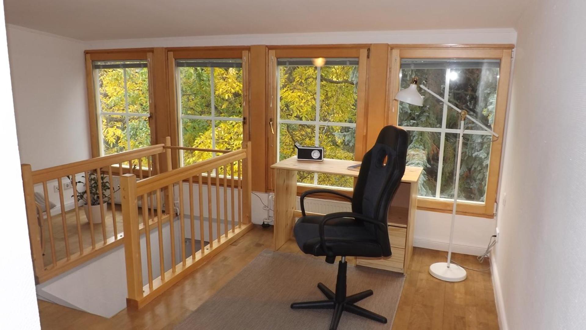 Town-Villa, Apartment, living room with big Sofa bed , 2 bedroom, 1kitchen, 1bathroom, 1 office, 1 garden