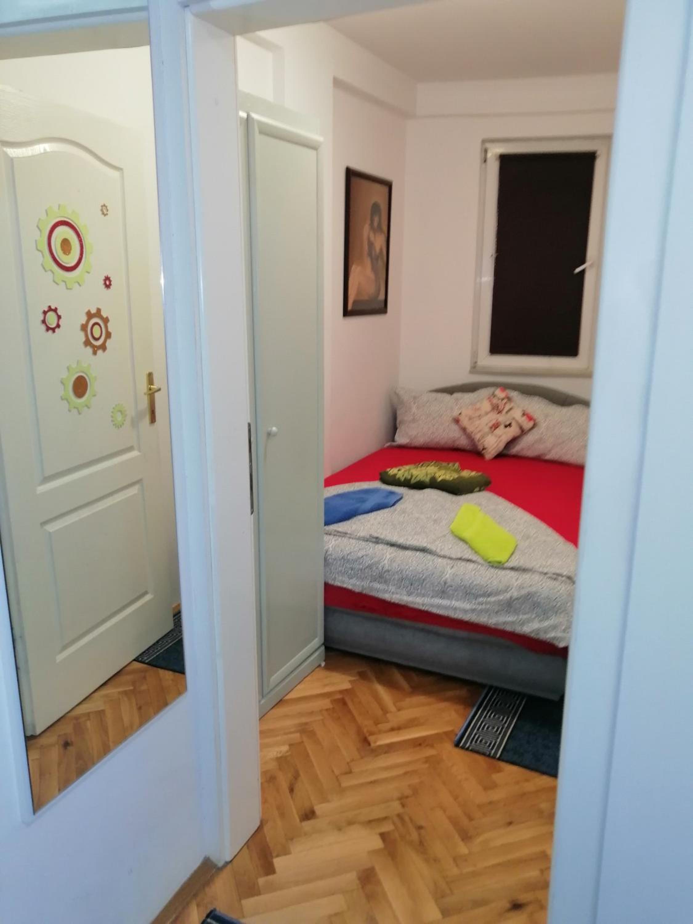 Photo 42