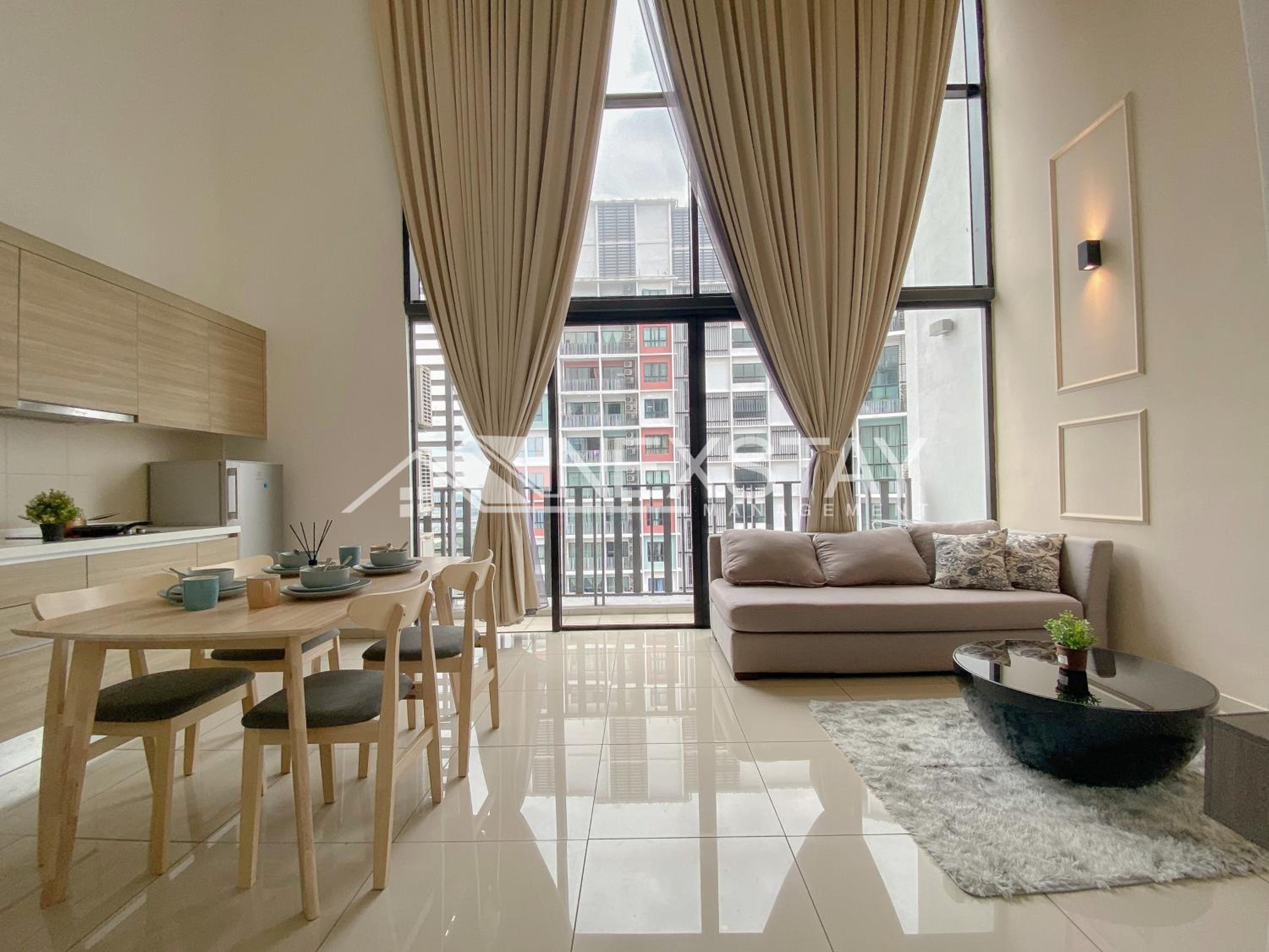 Cozy i-City Duplex Getaway by Nexstay photo 6