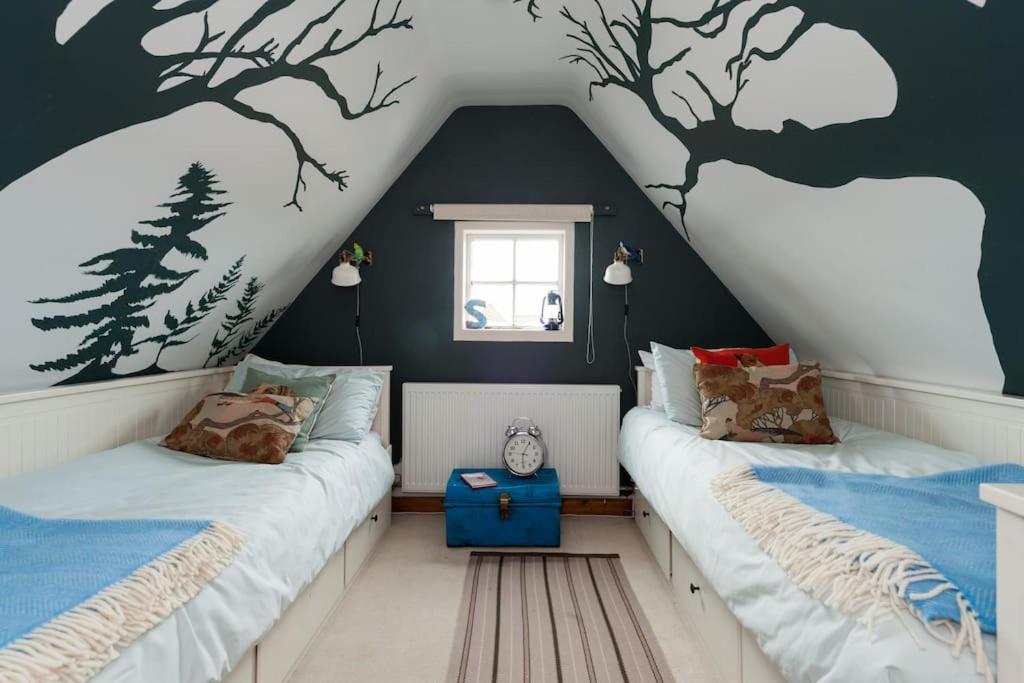Charming Tudor riverside house