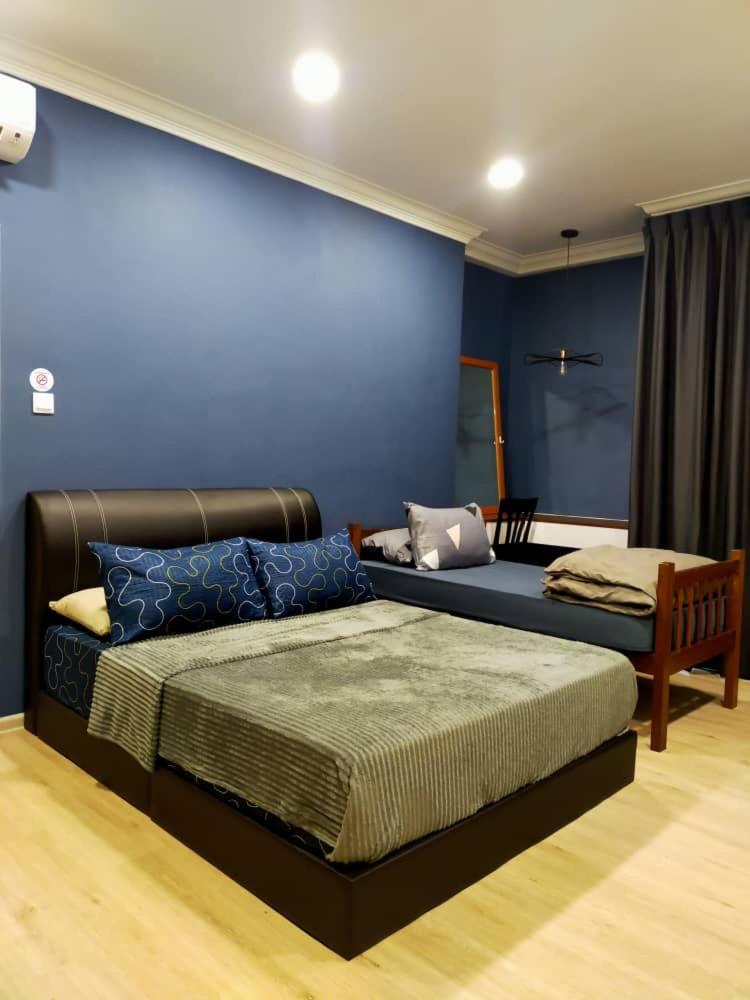 Spacious Home @ Kuching City Ctr photo 2