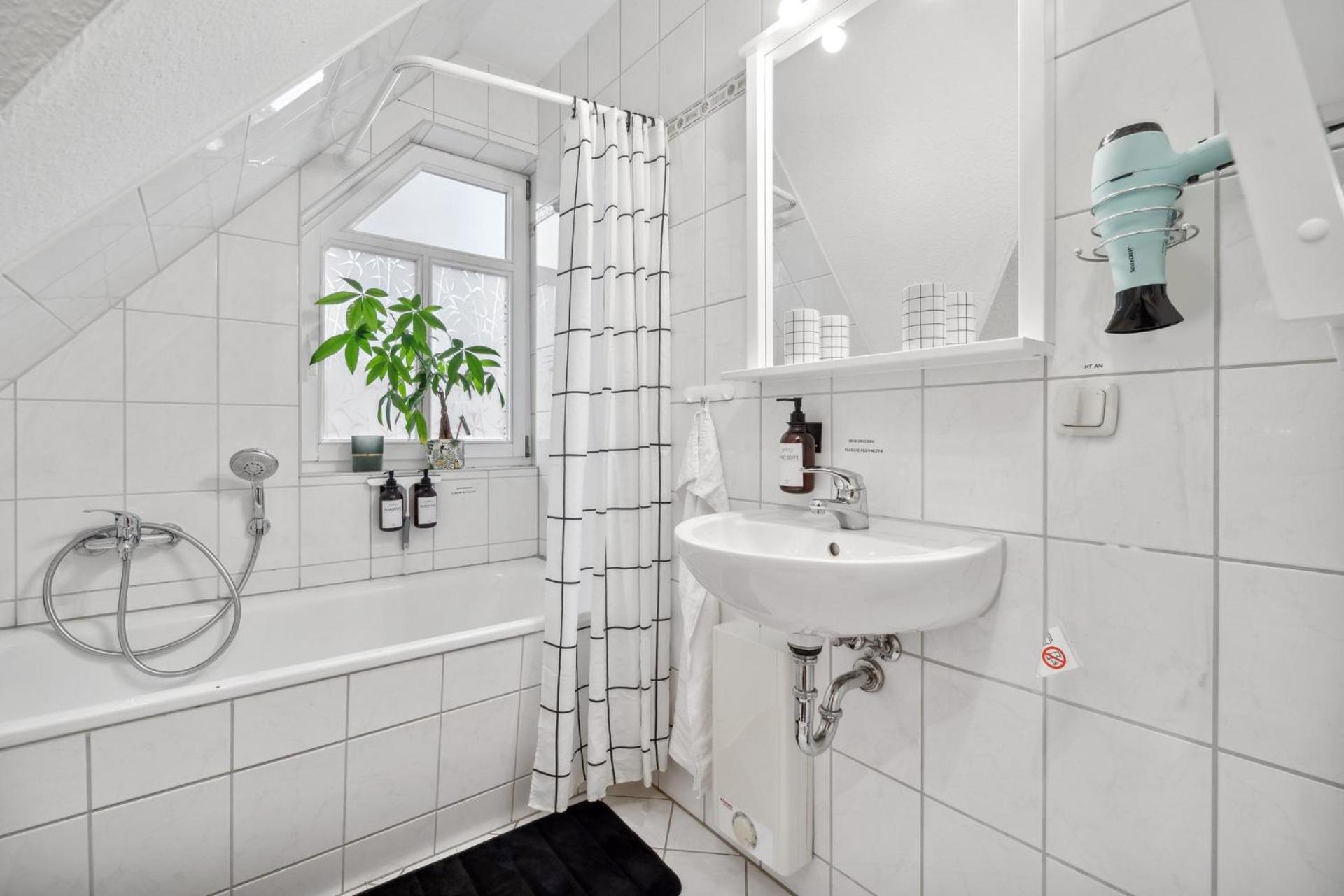 Apartments am Hainich - 59m2, 4 Personen, Küche, Netflix, Parken, Hunde Willkommen, Nationalpark