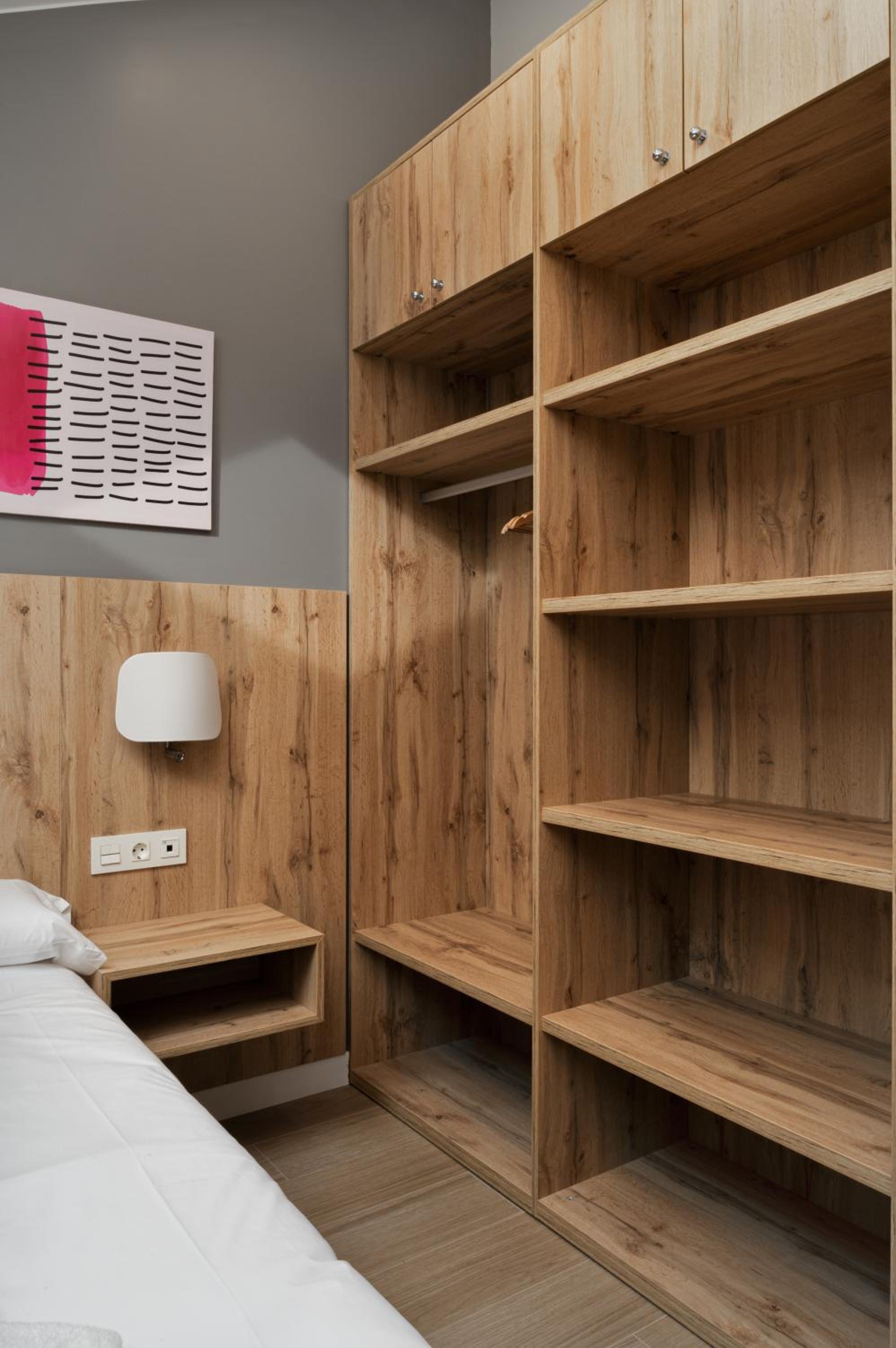 Apartamentos Torre del Reloj
