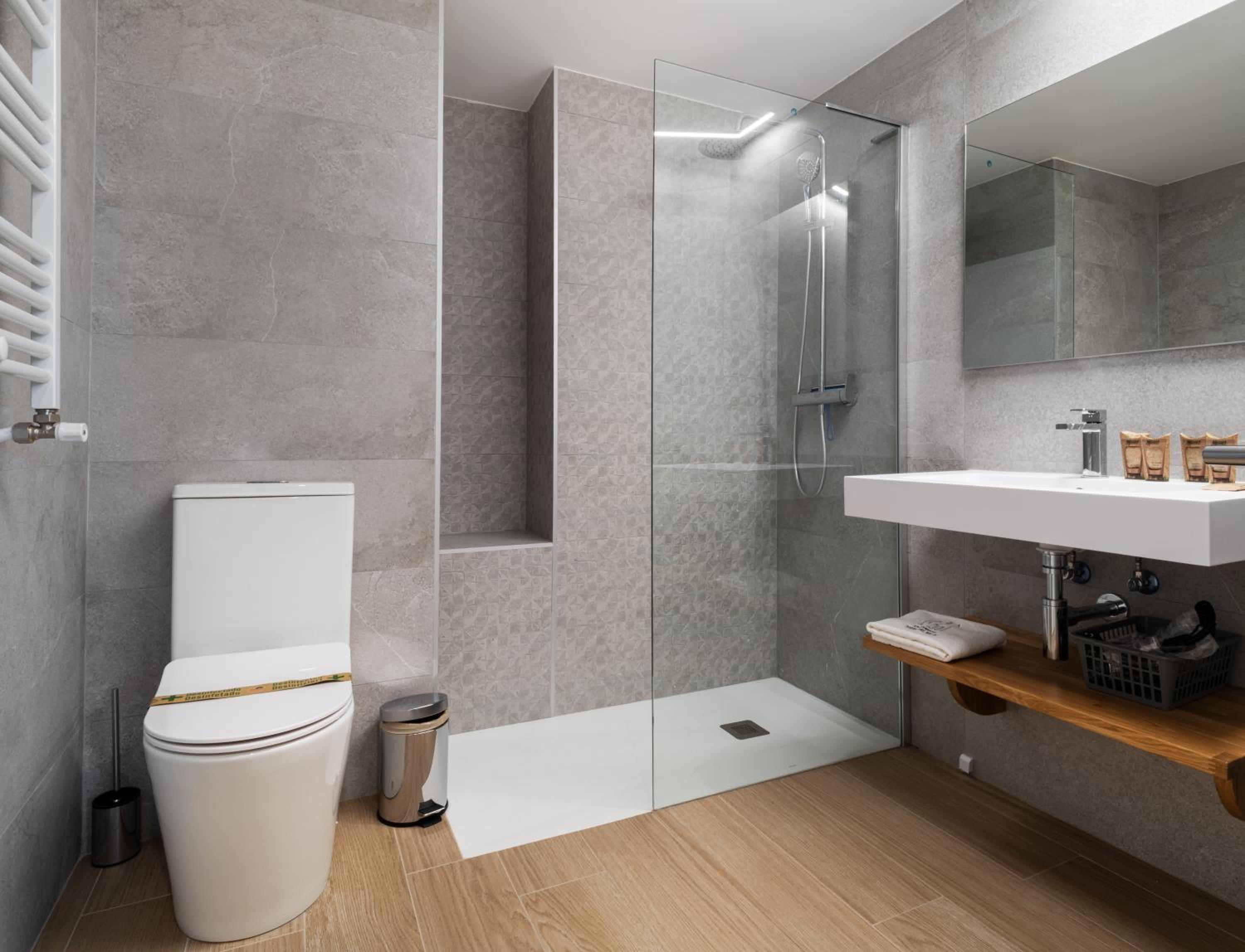 Apartamentos Torre del Reloj