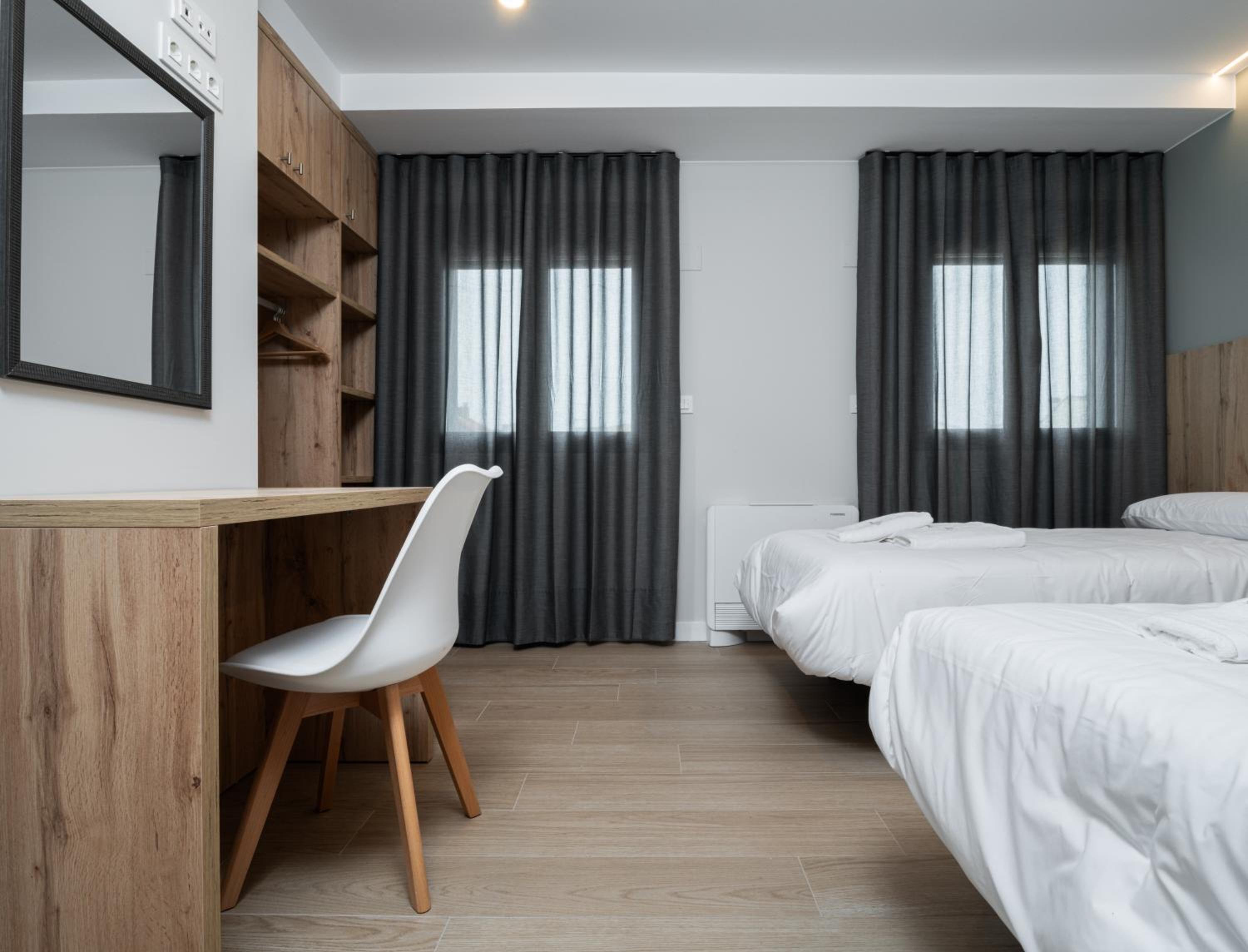 Apartamentos Torre del Reloj