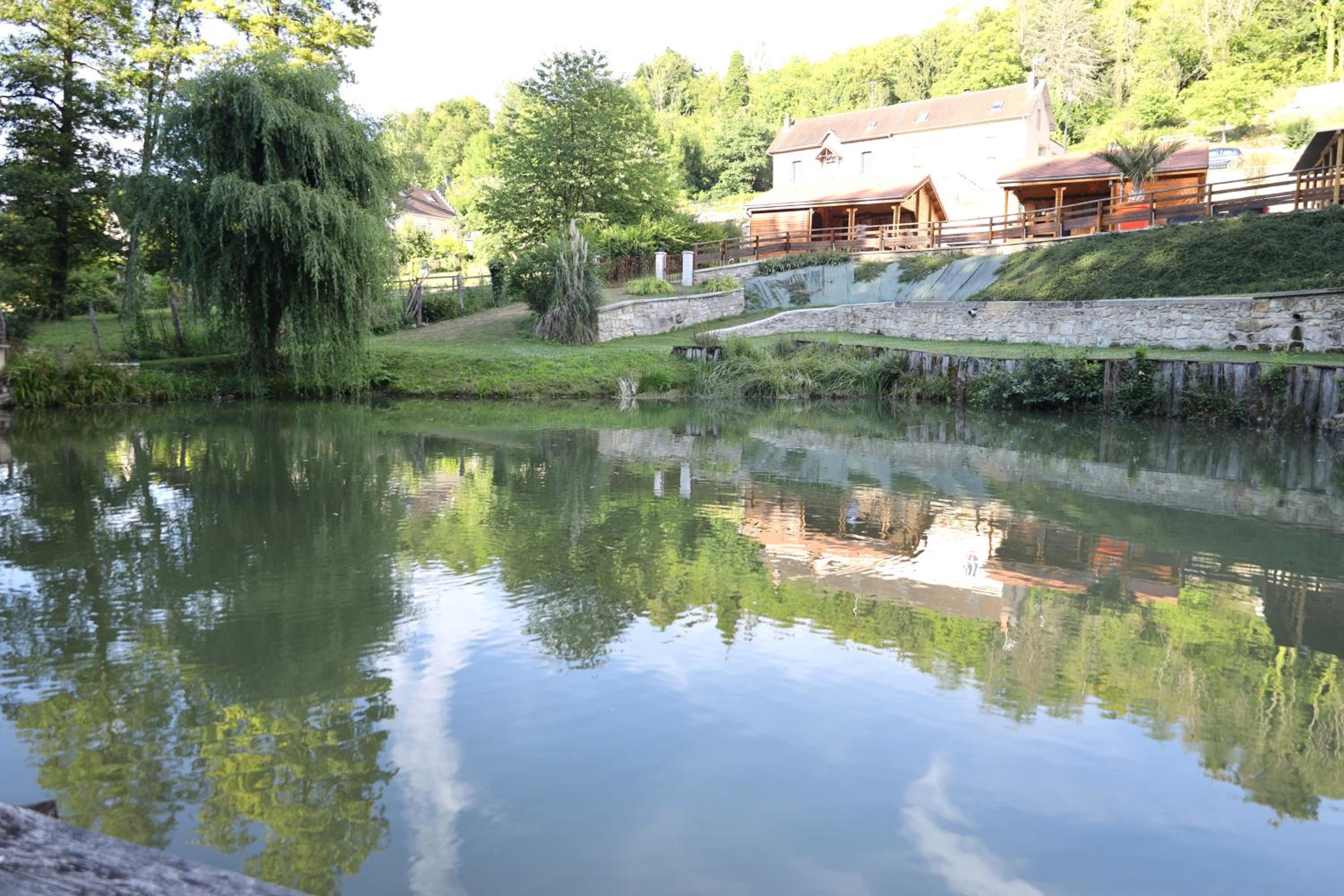 Les Chalets Du Marais view 2
