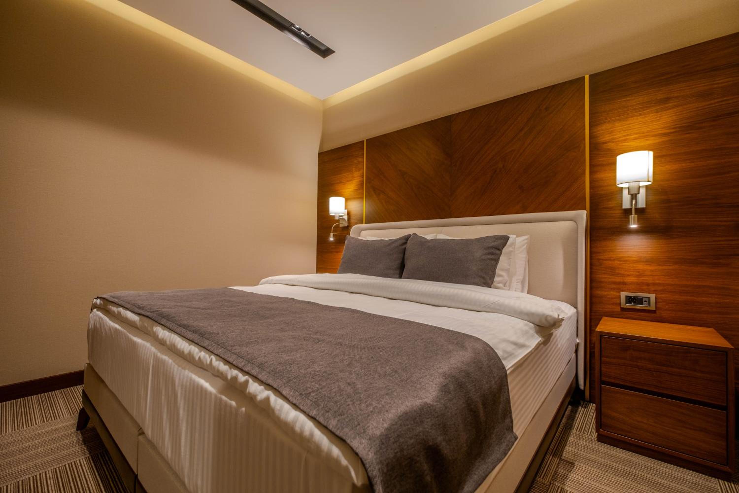 B'İSTANBUL OTEL - Image 47