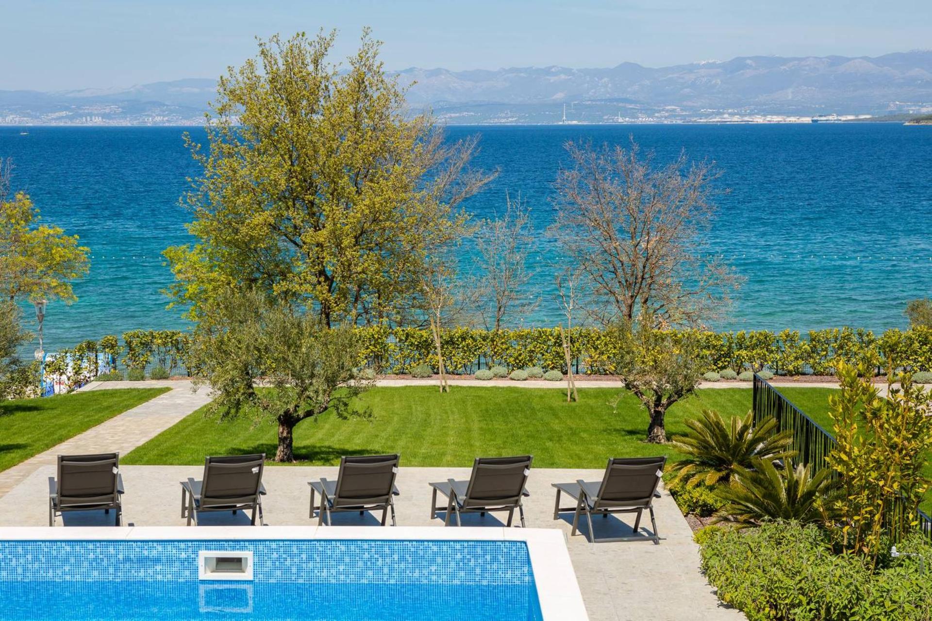 HADRIE LUXURY RESORT AND VILLAS ROVA c