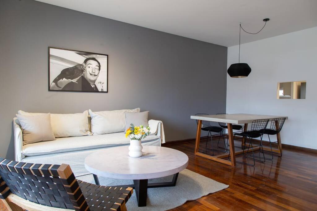 Dali Deluxe Apartment