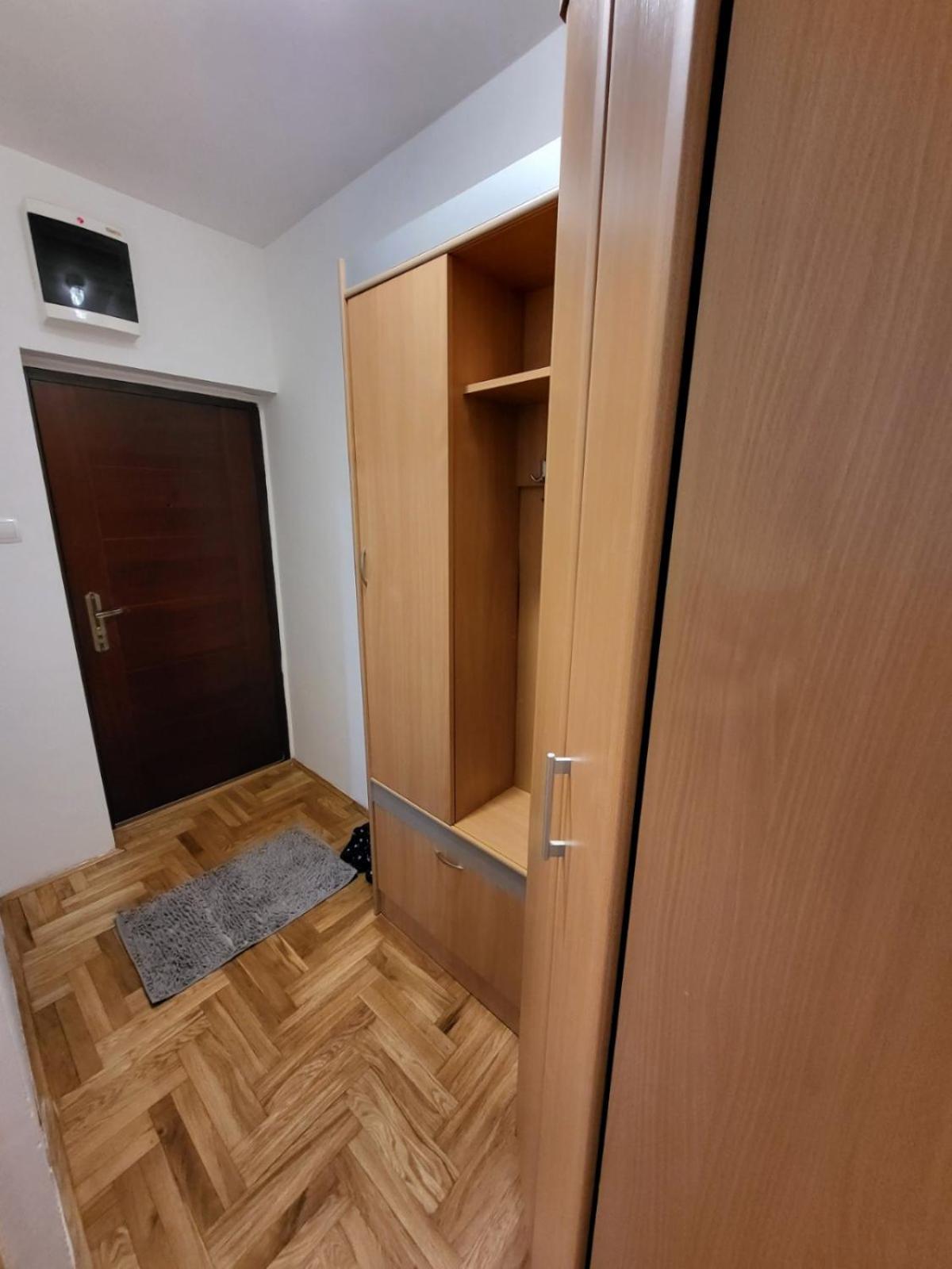 Apartman DIS