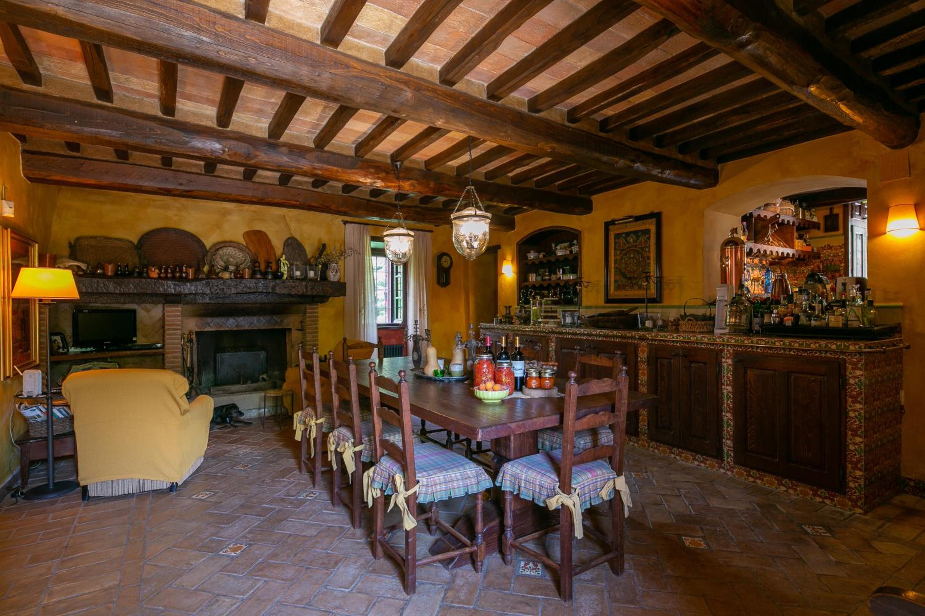 dining