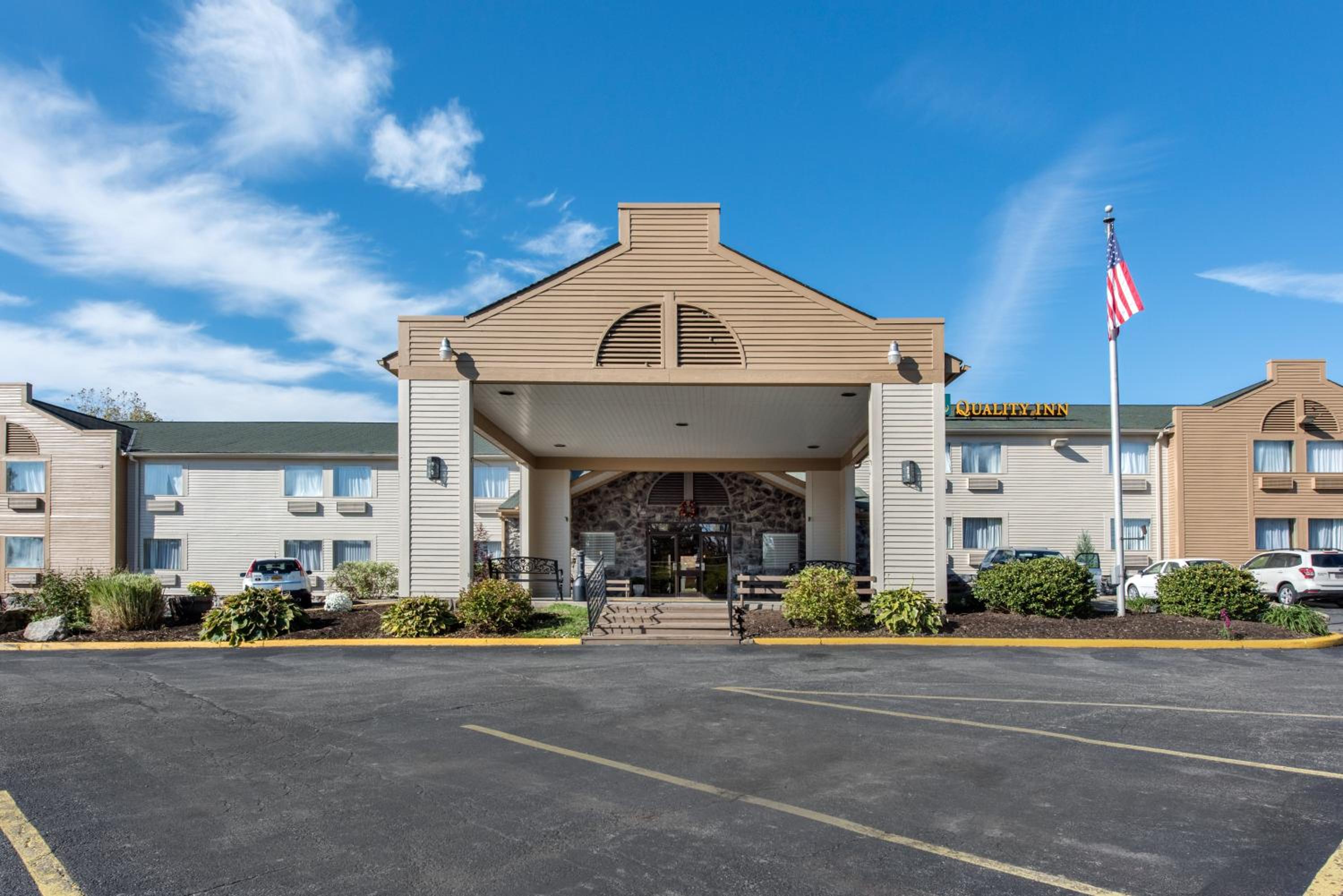 Hotel Quality Inn & Suites New Castle