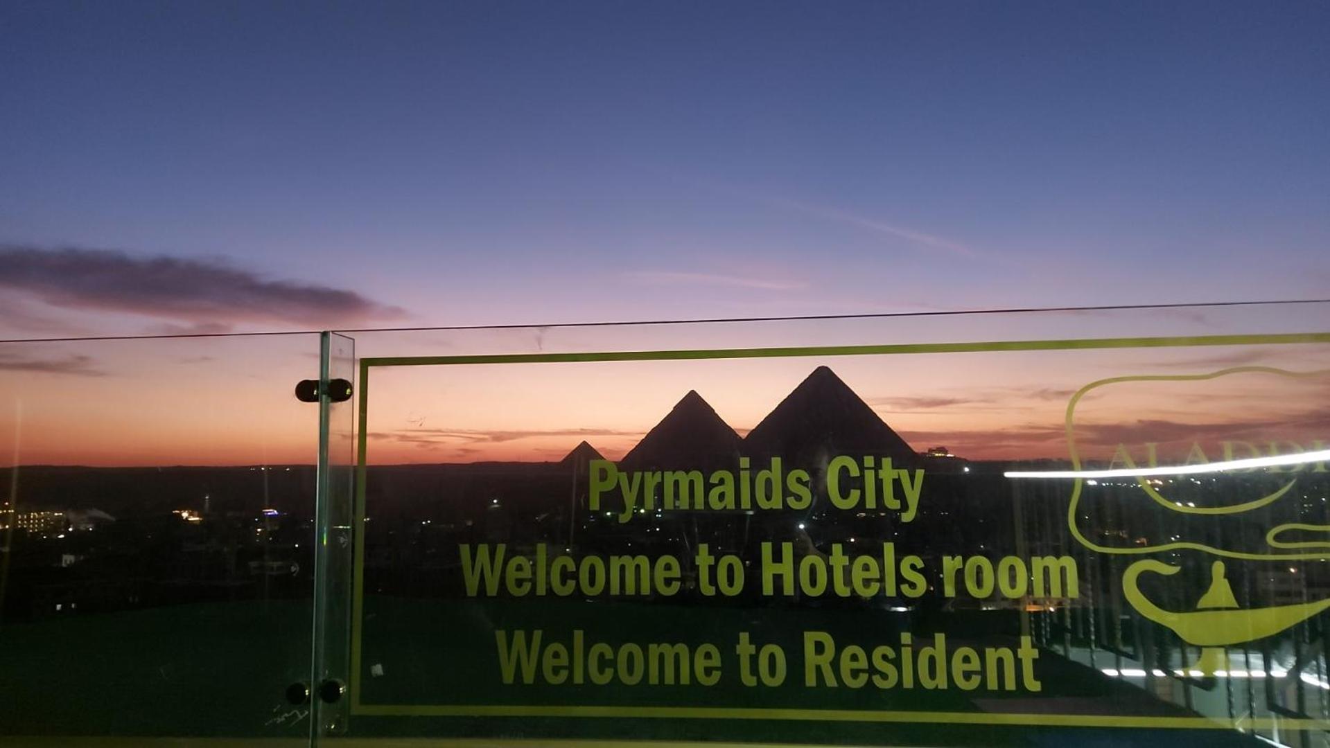 Aladdin pyramids City 2
