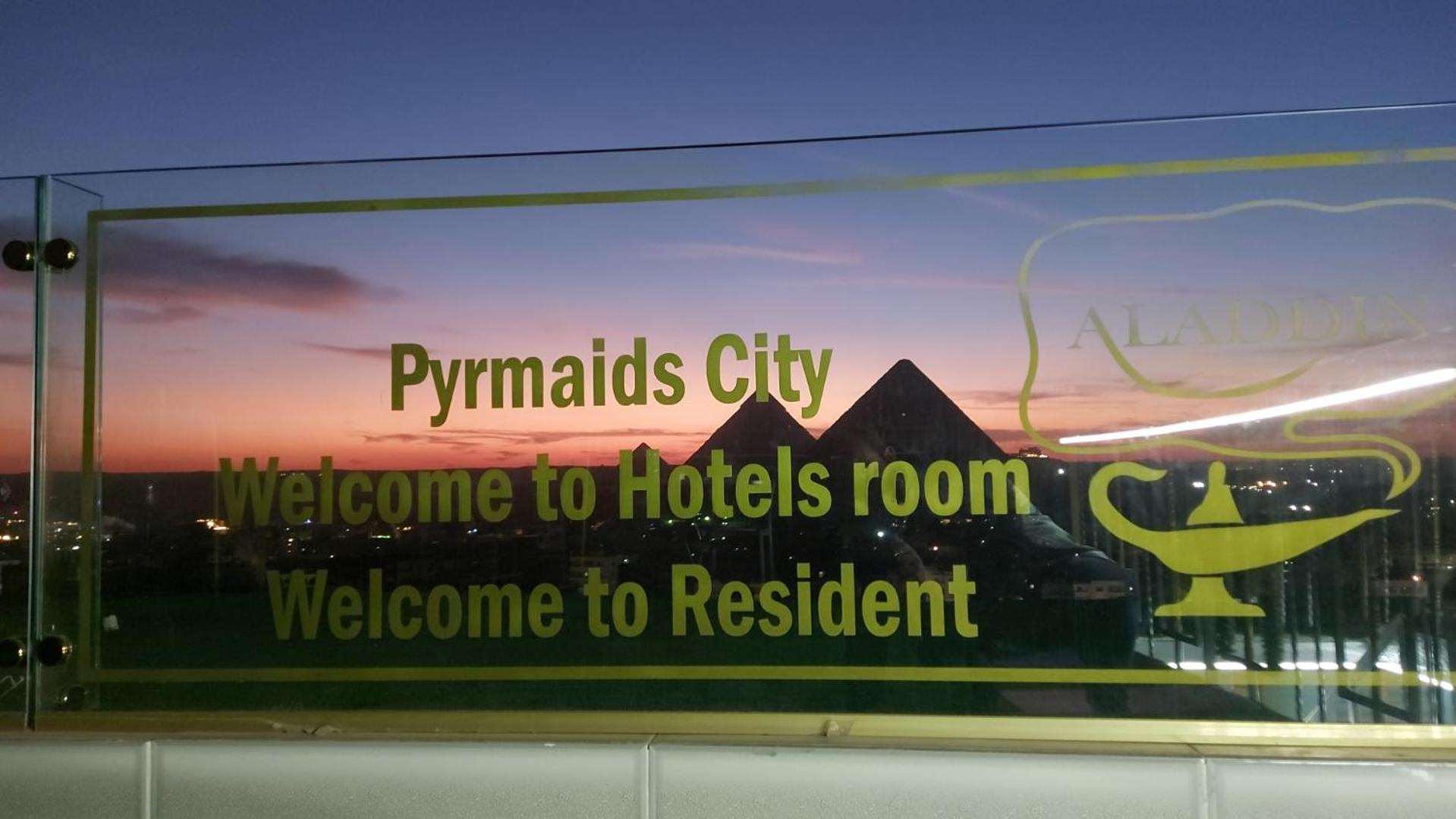 Aladdin pyramids City 2