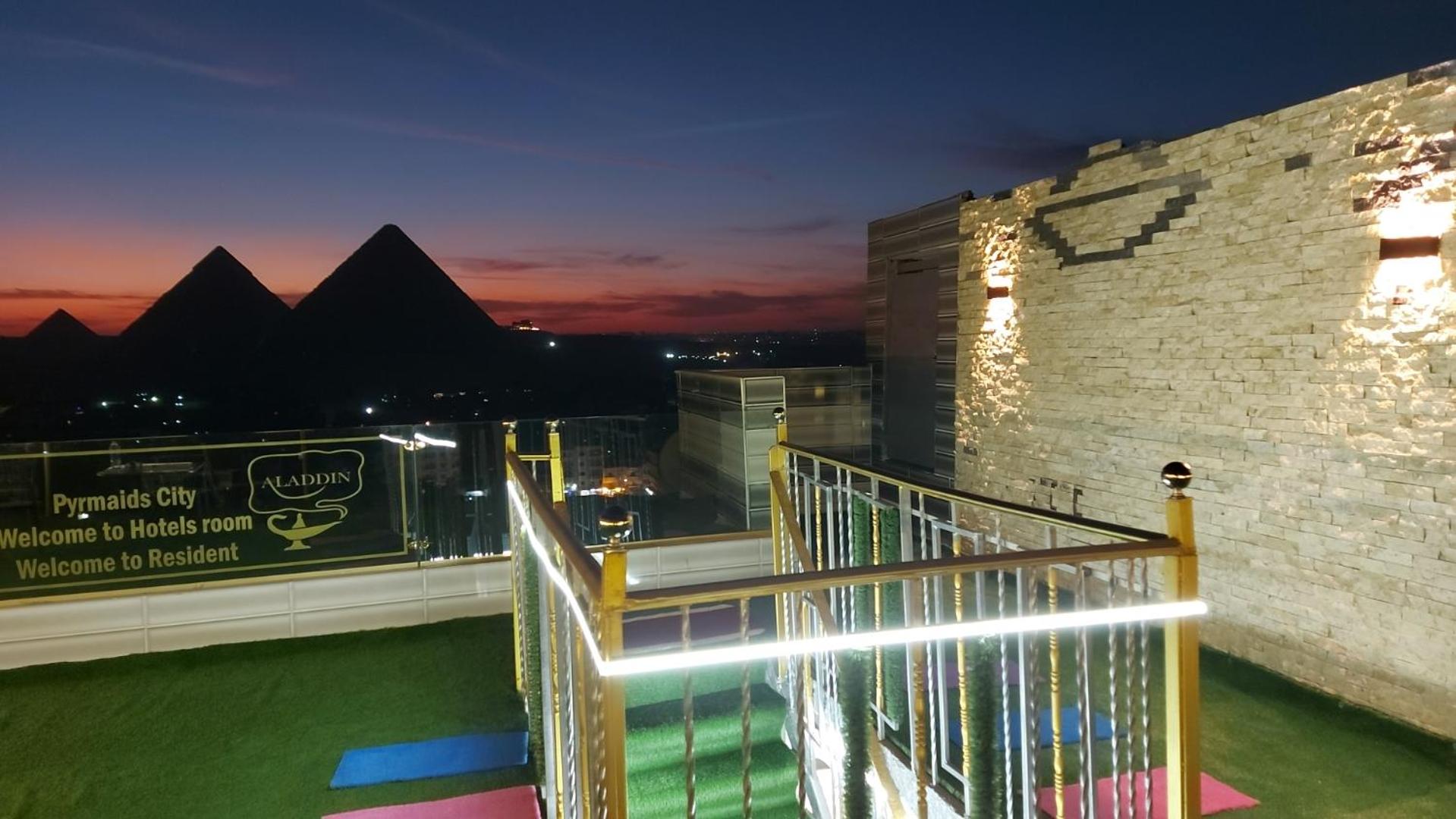 Aladdin pyramids City 2