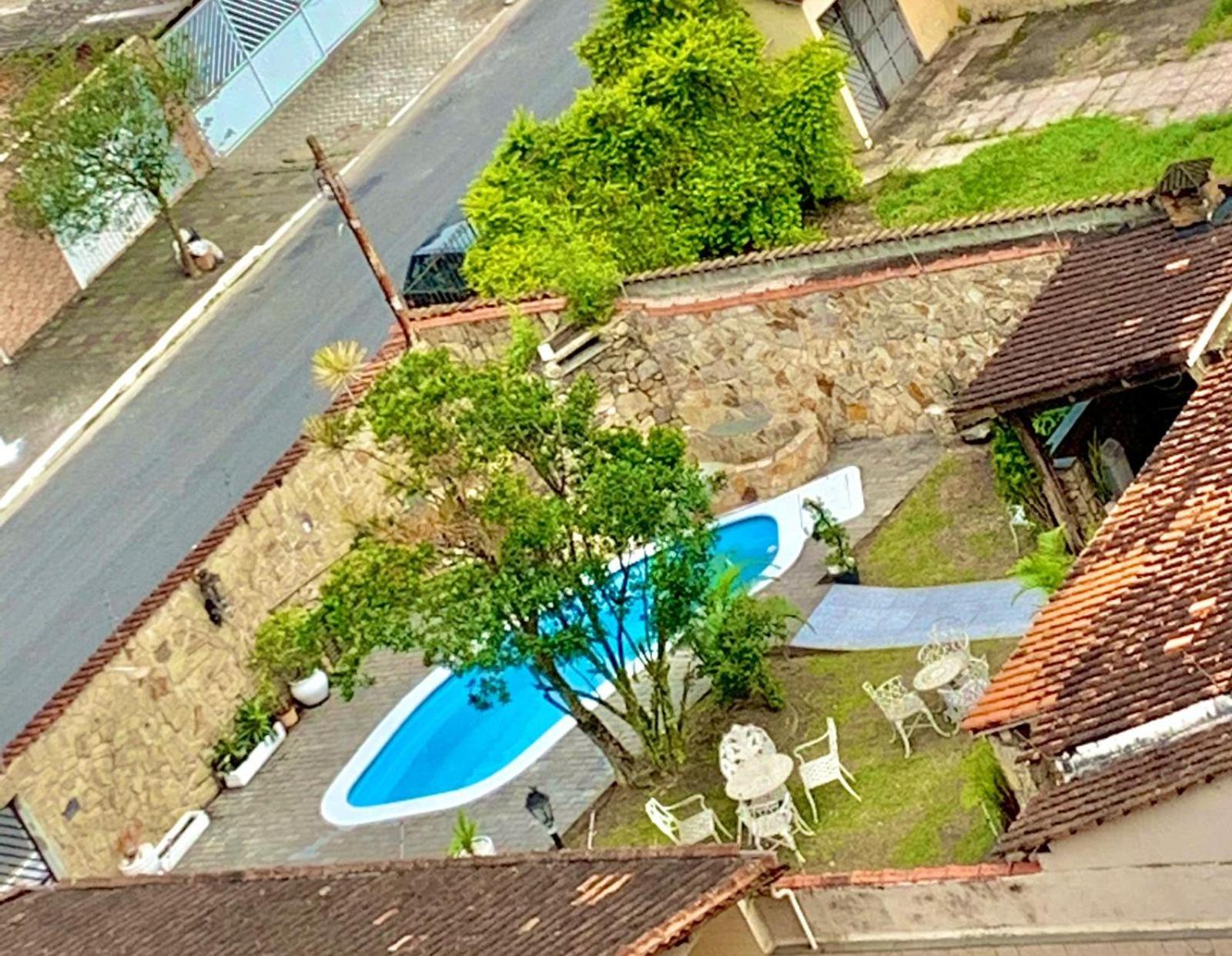 Casa com Piscina vila tupi