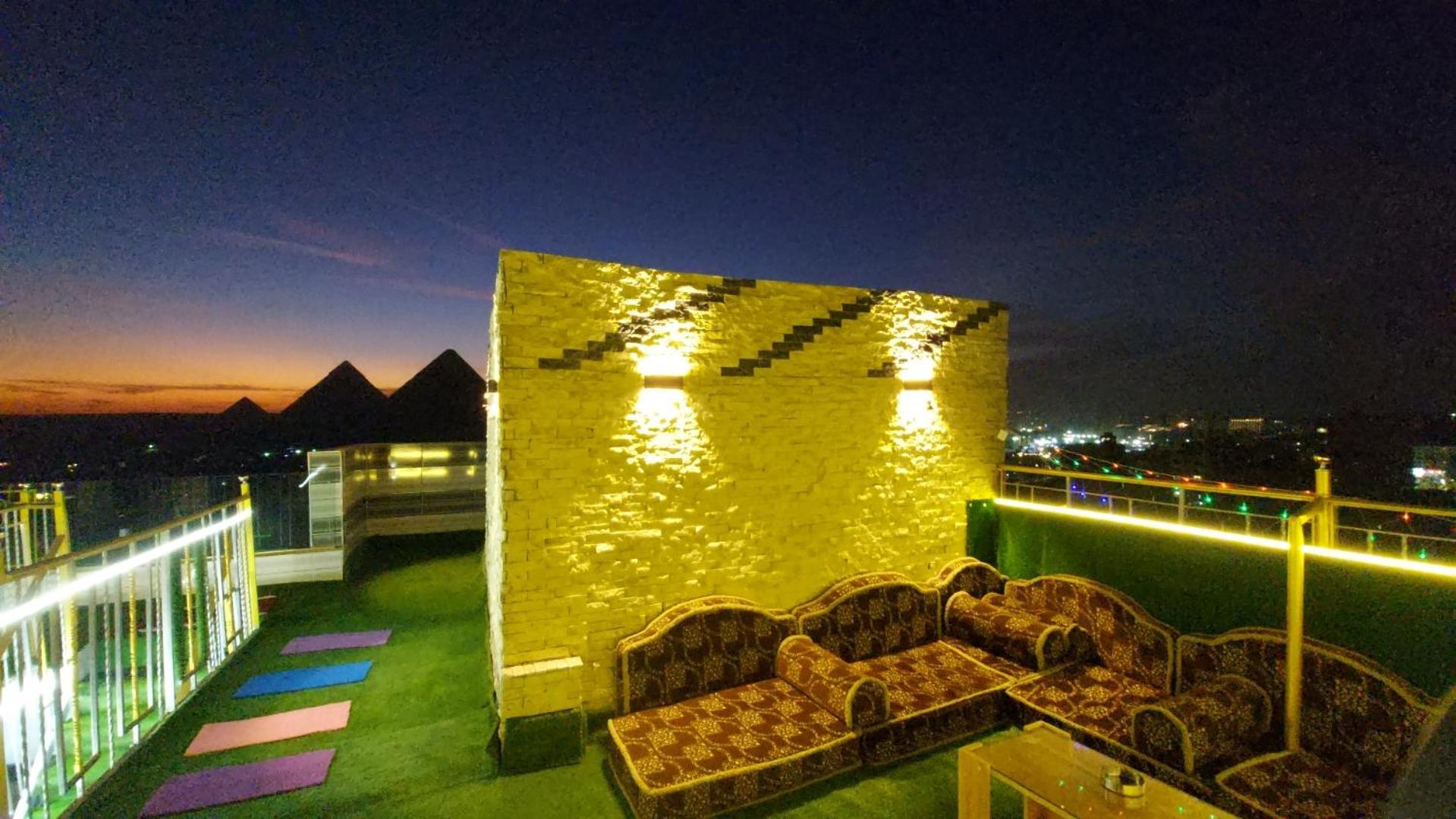 Aladdin pyramids City 2