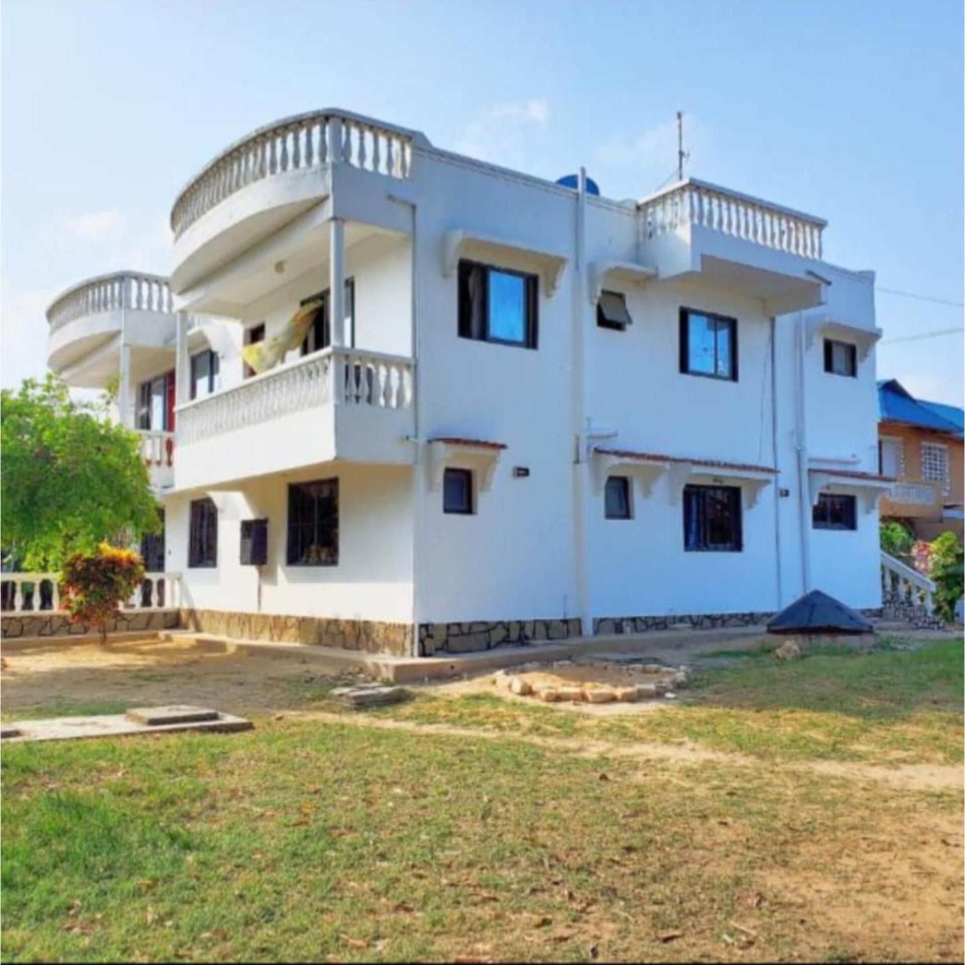 STUX HOMES