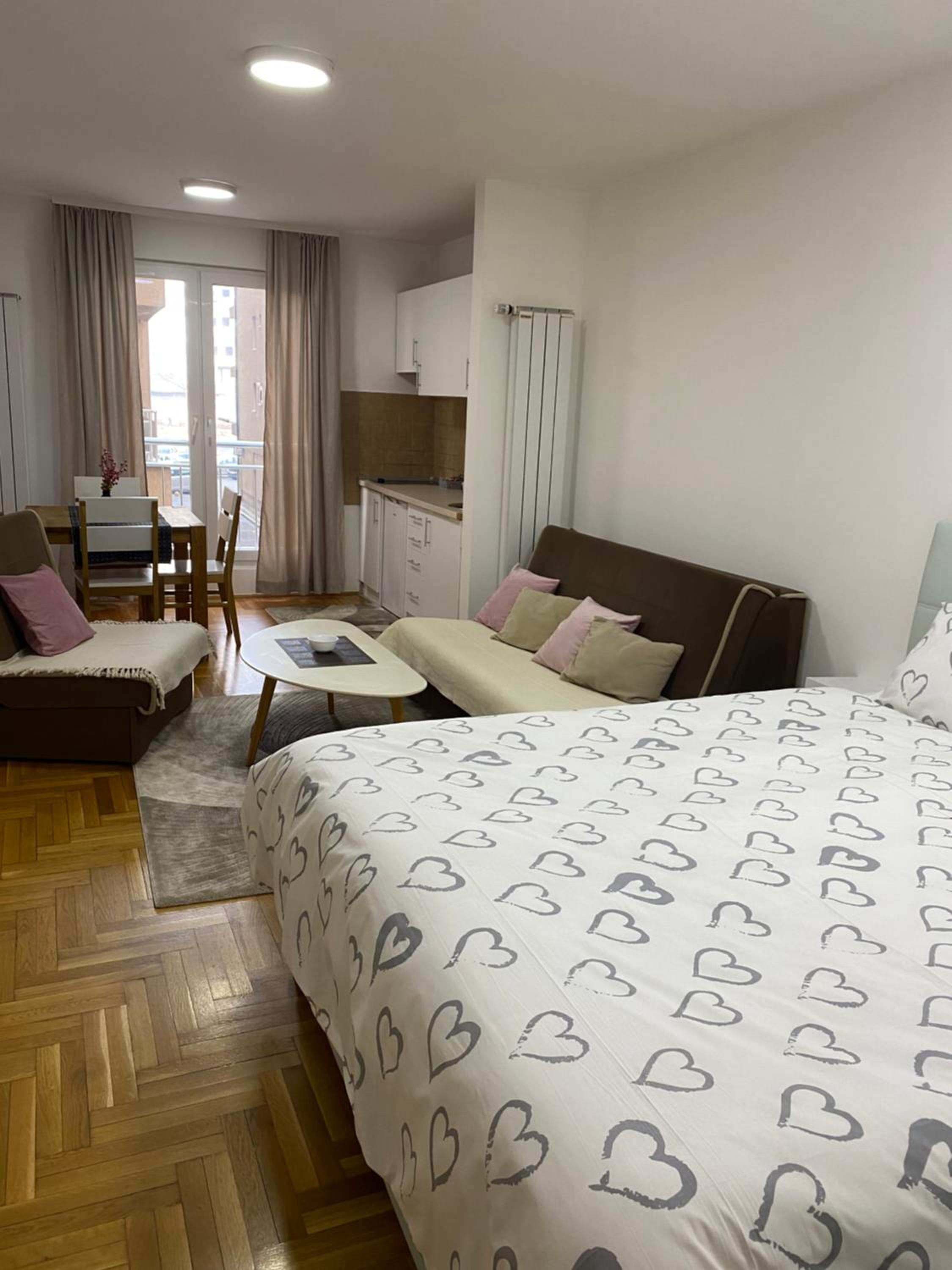 APARTMAN NICE