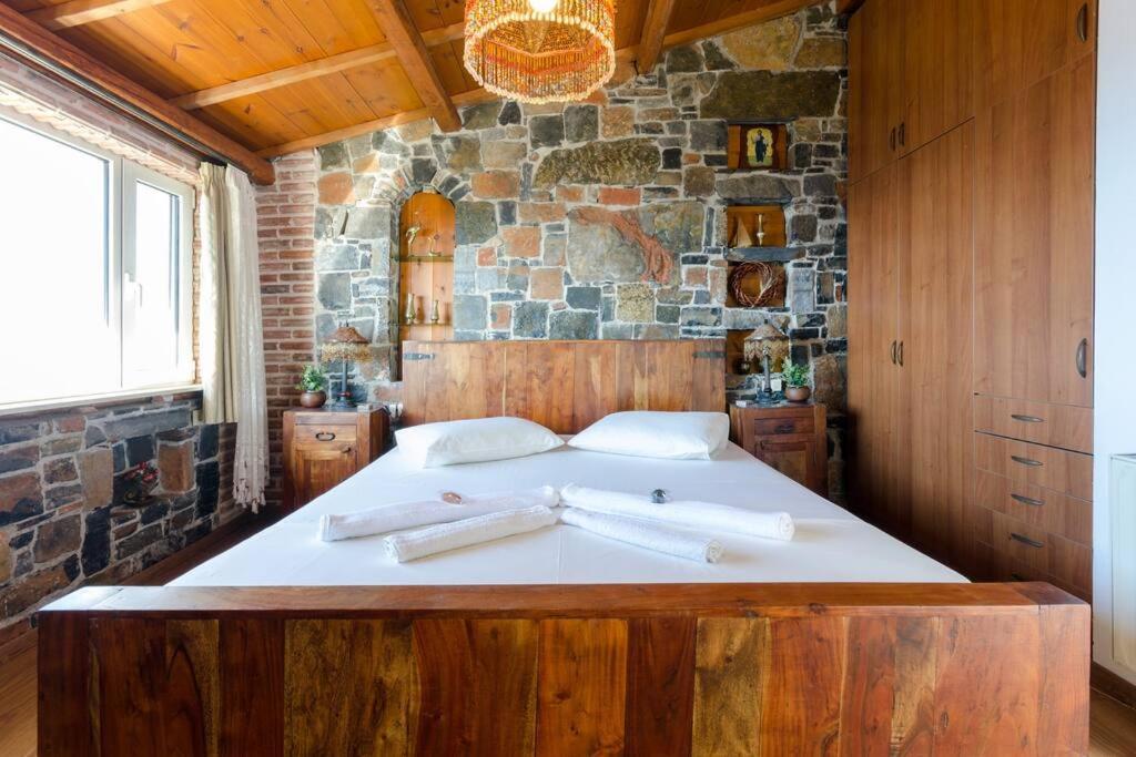 Traditional Cretan Style Villa