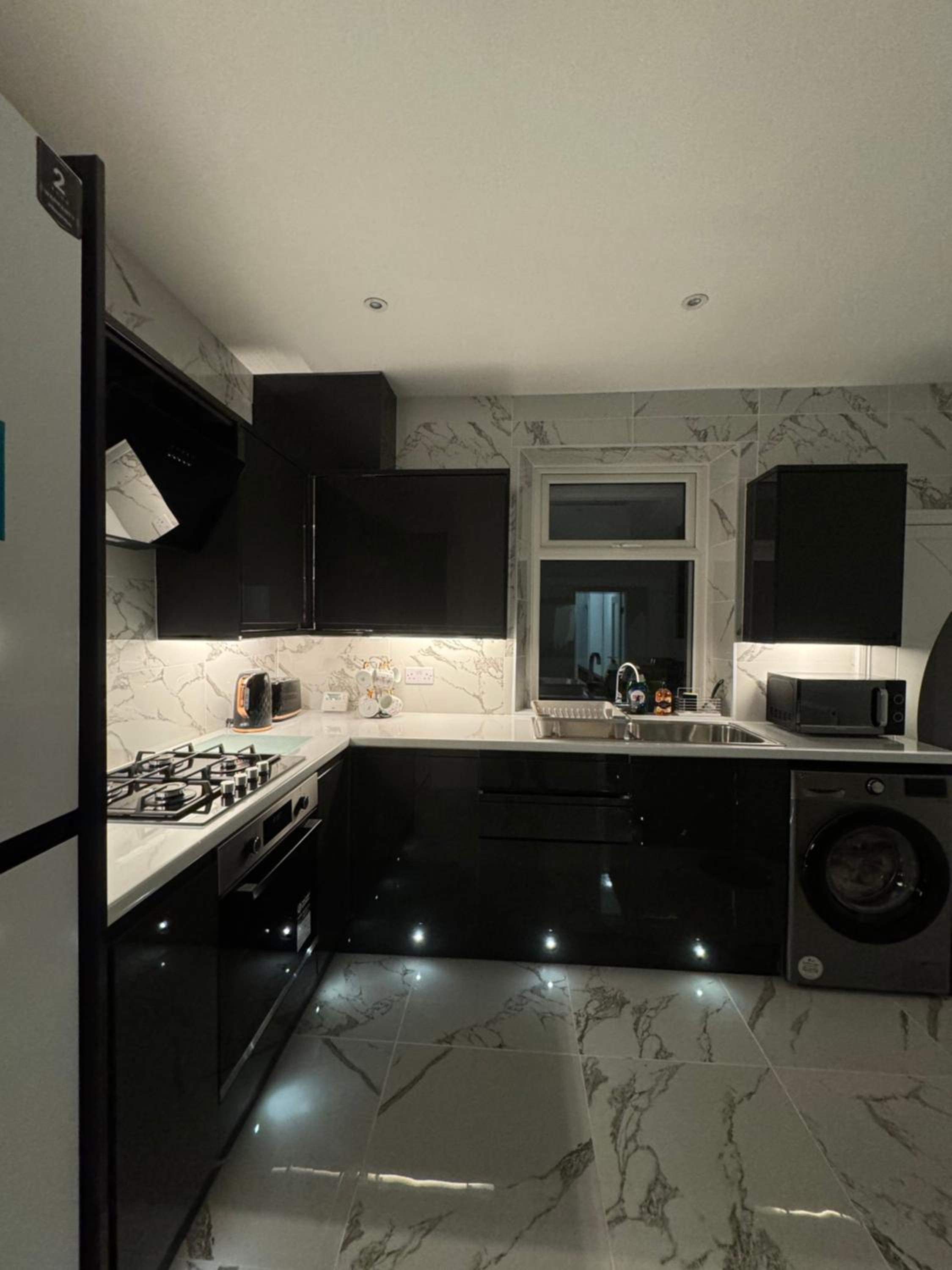 Luxury Travis House view 3