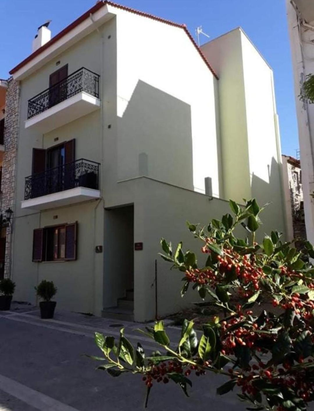 REST On The Pedestrian Street