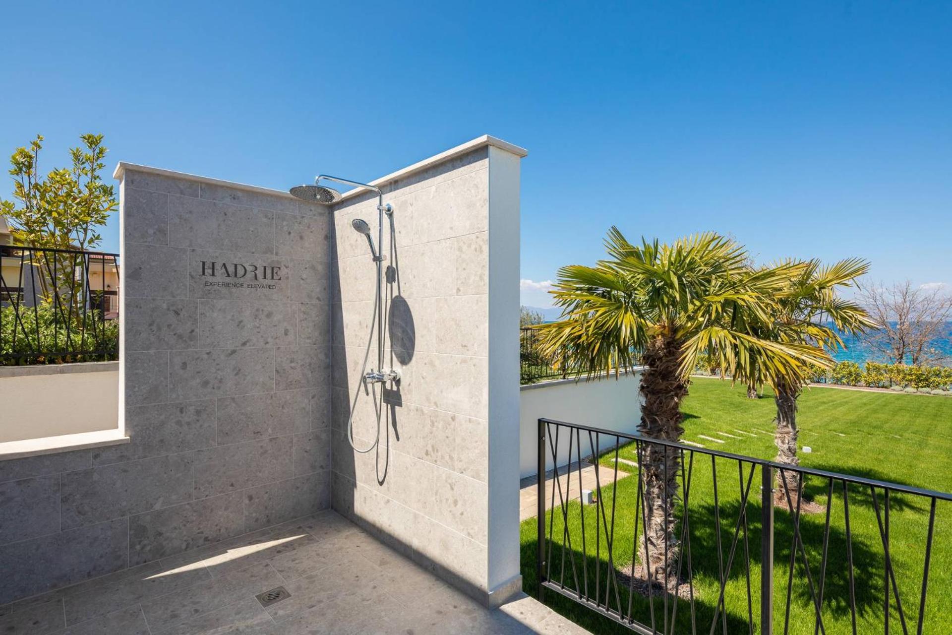 HADRIE LUXURY RESORT AND VILLAS ROVA b
