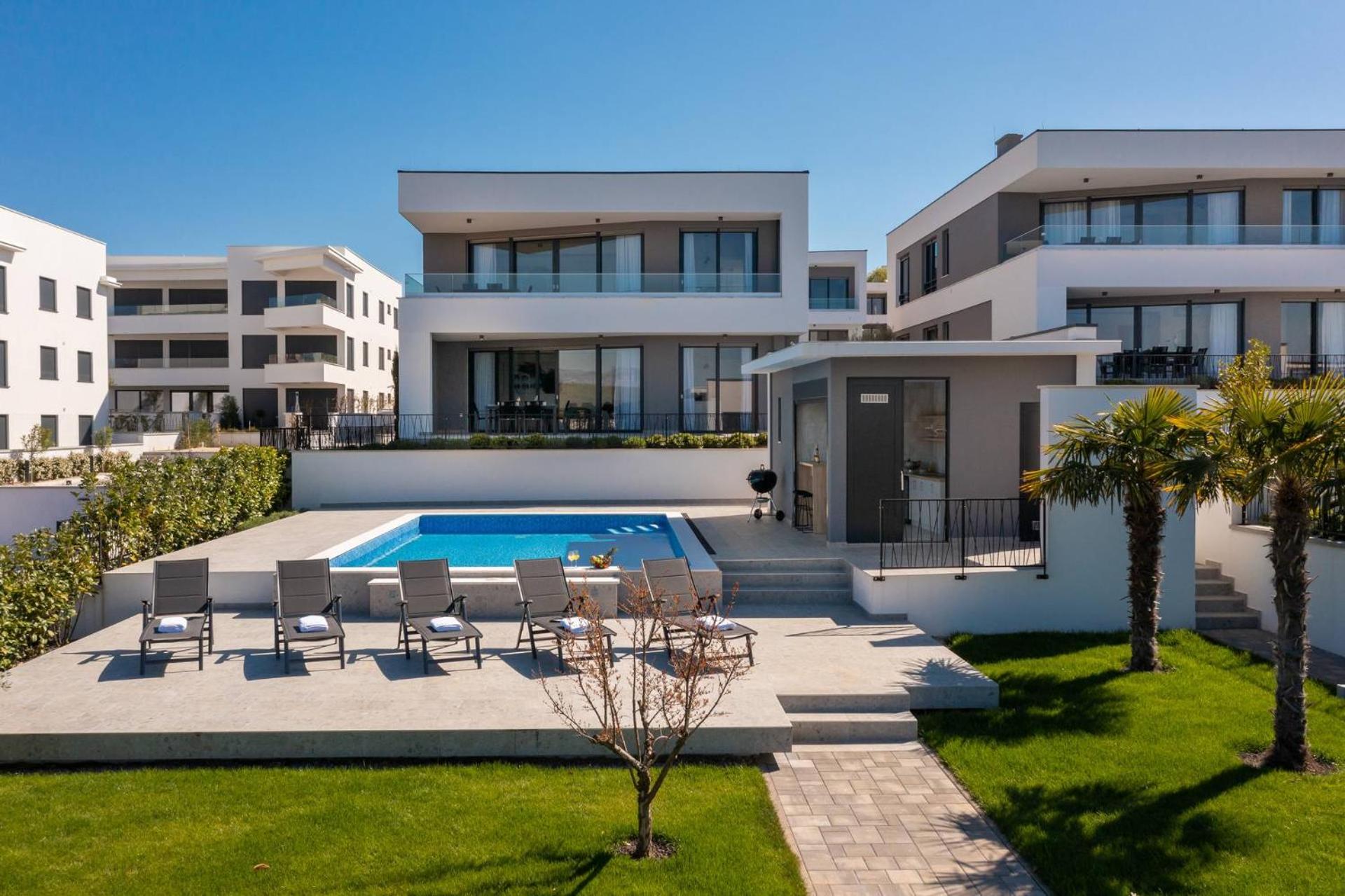 HADRIE LUXURY RESORT AND VILLAS ROVA b