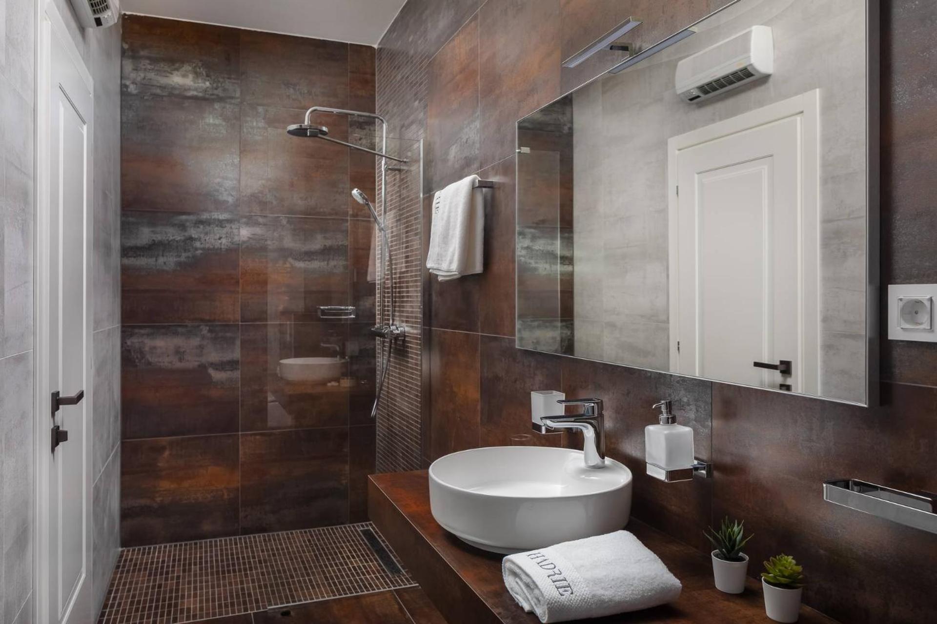 HADRIE LUXURY RESORT AND VILLAS ROVA b
