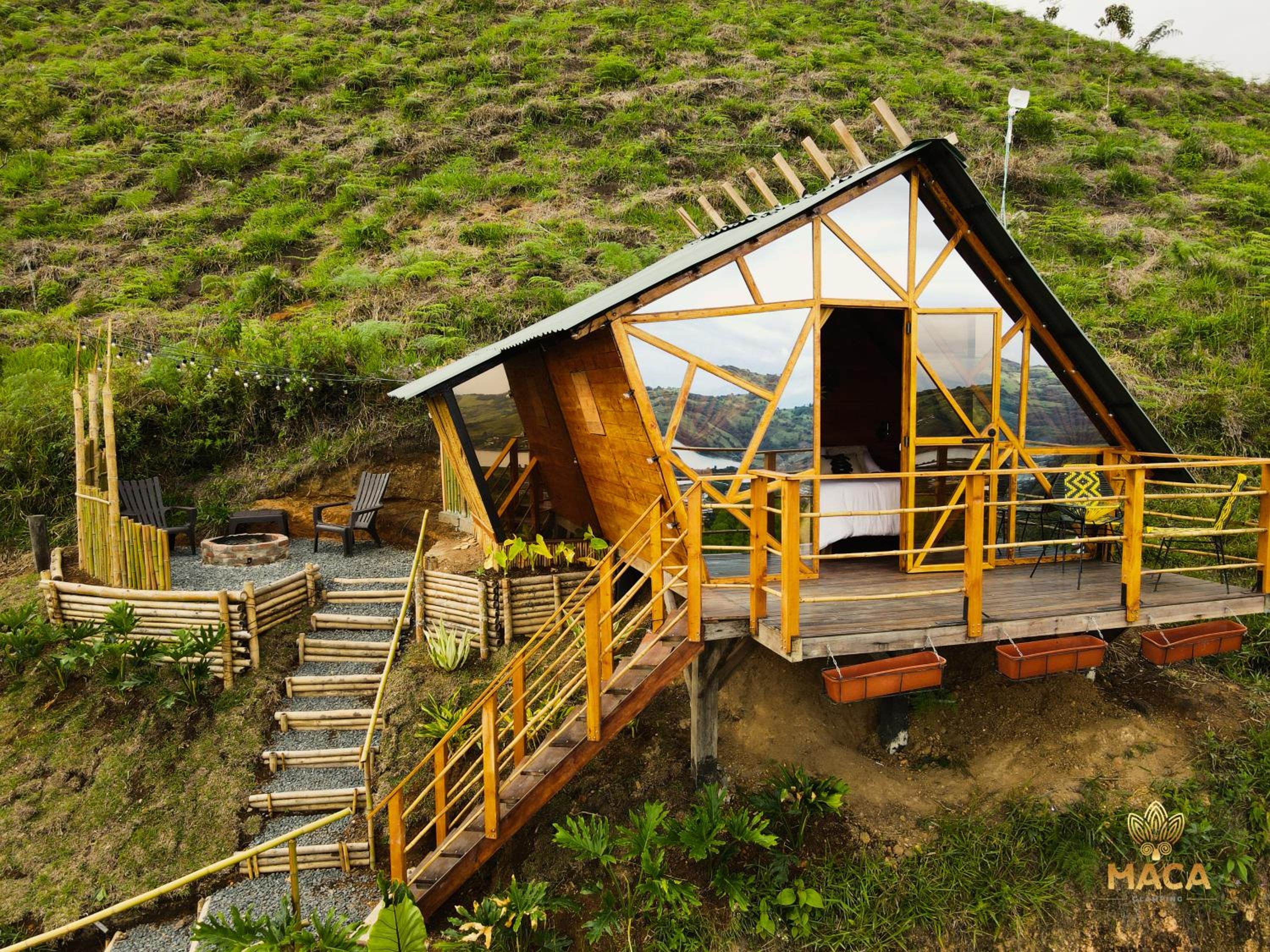 MACA GLAMPING
